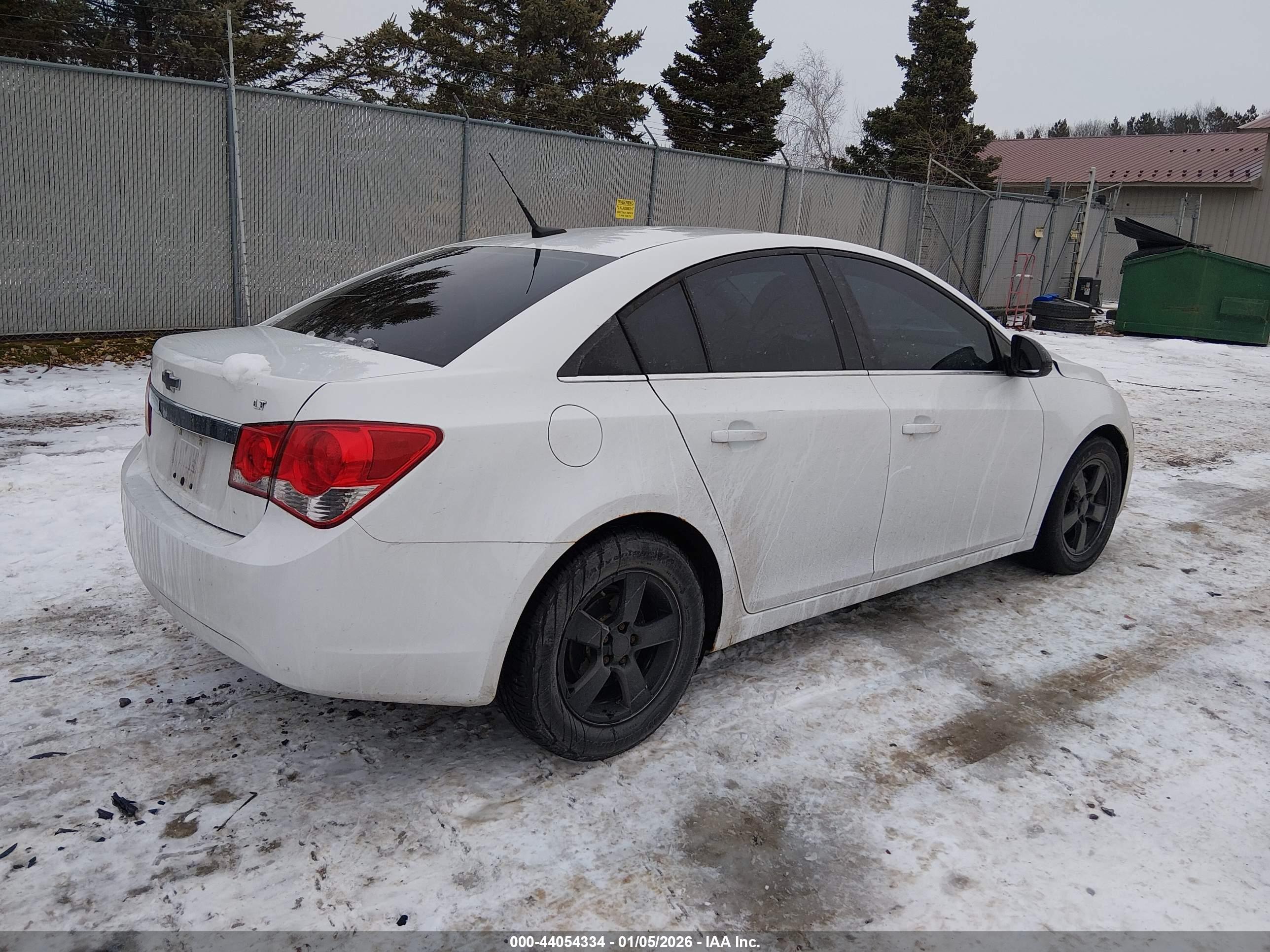CHEVROLET CRUZE image 4