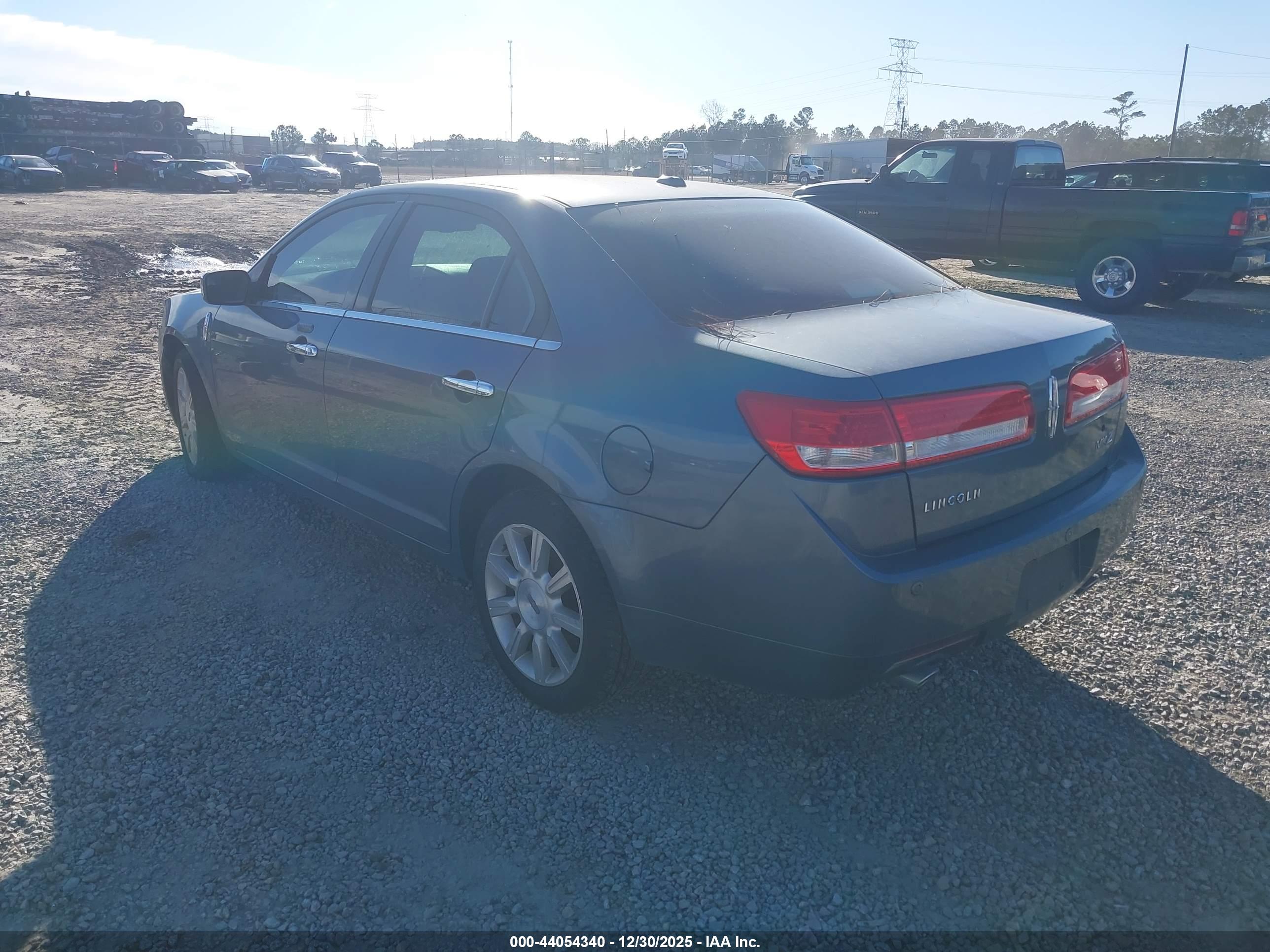 LINCOLN MKZ image 3