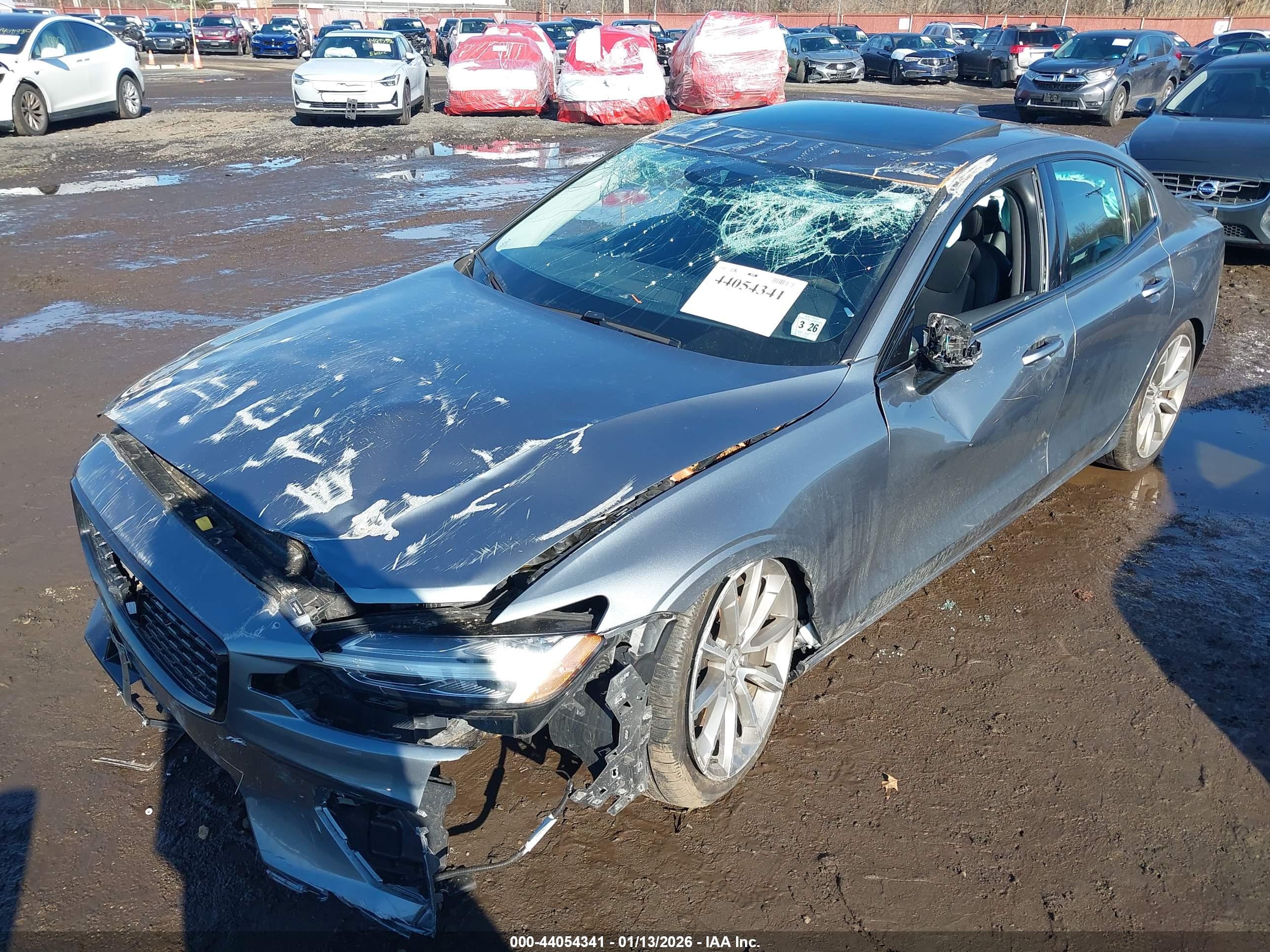 VOLVO S60 image 6