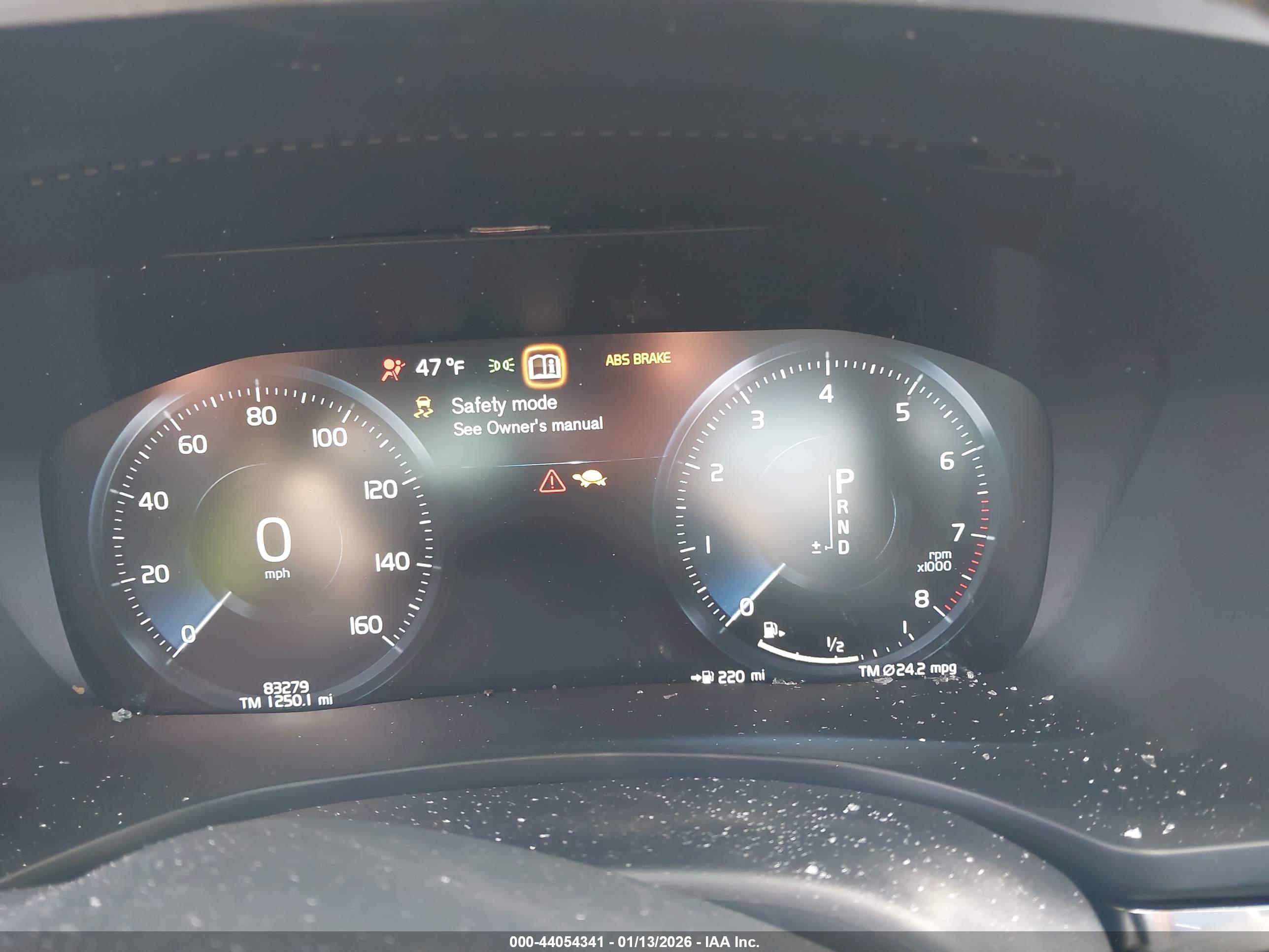 VOLVO S60 image 7