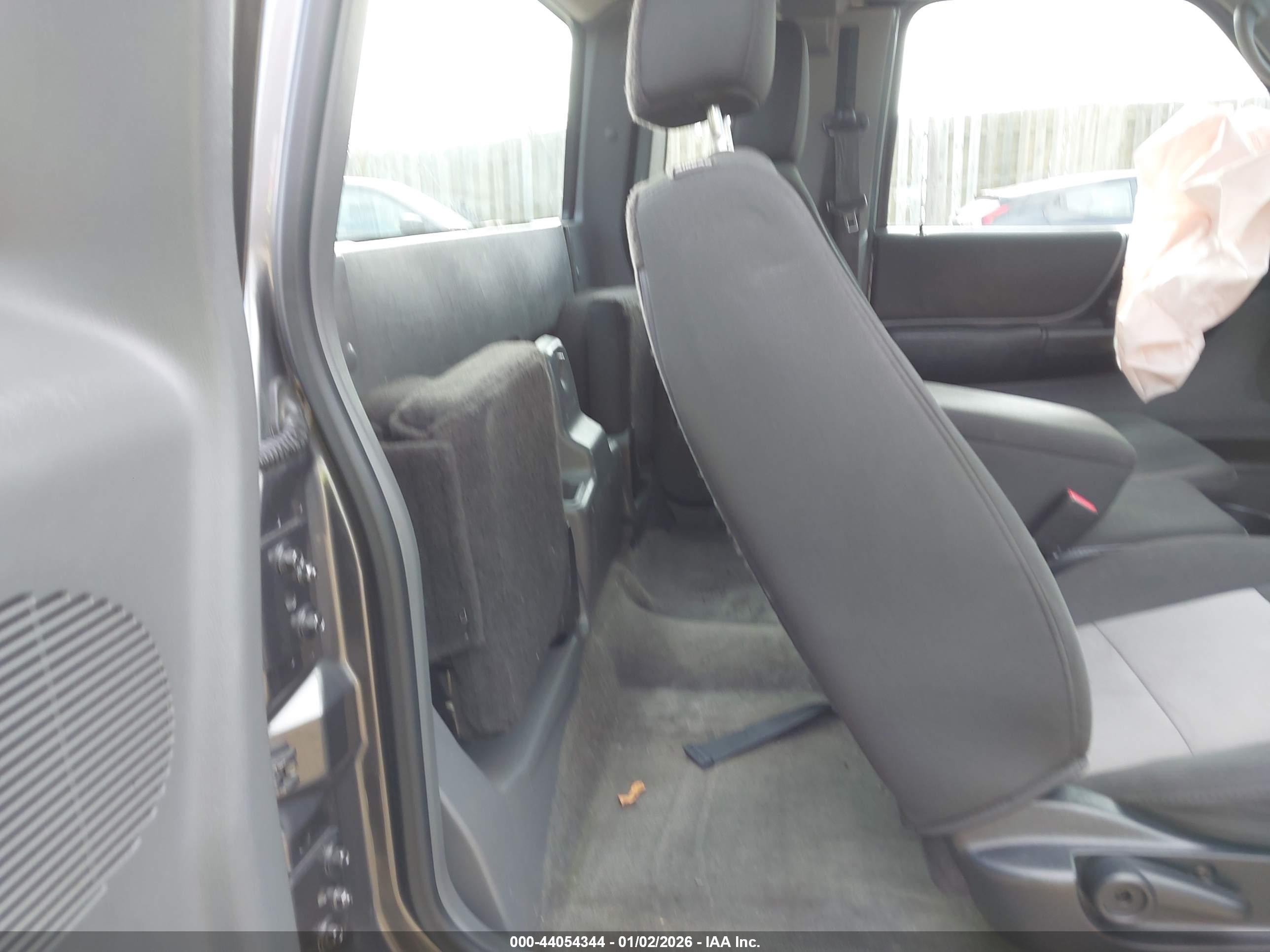 FORD RANGER image 8