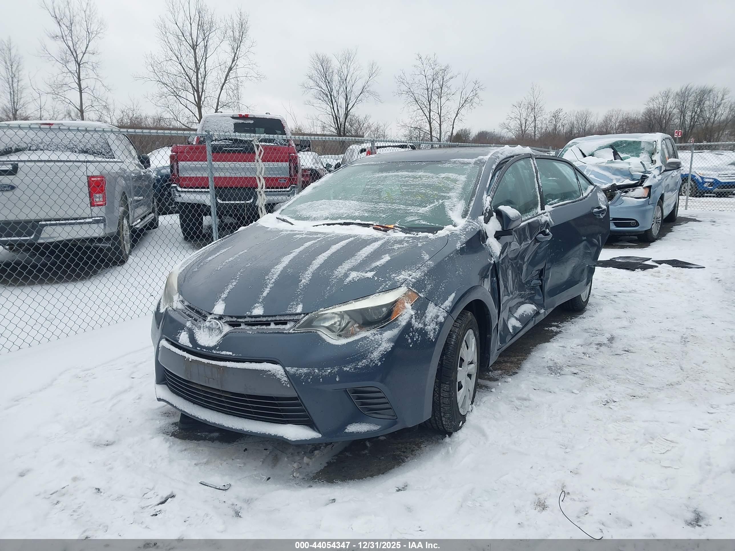 TOYOTA COROLLA image 2