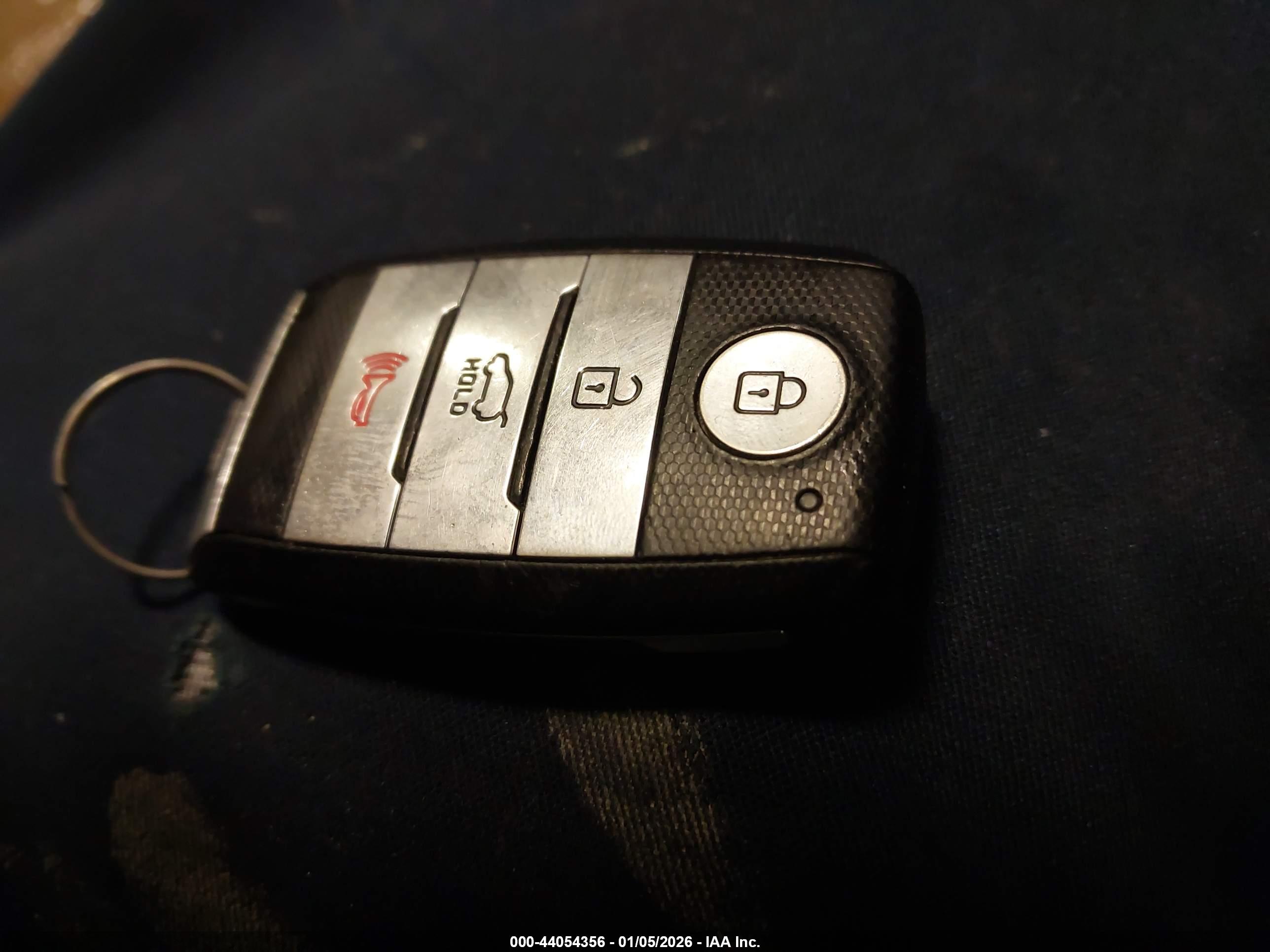 KIA SPORTAGE image 11