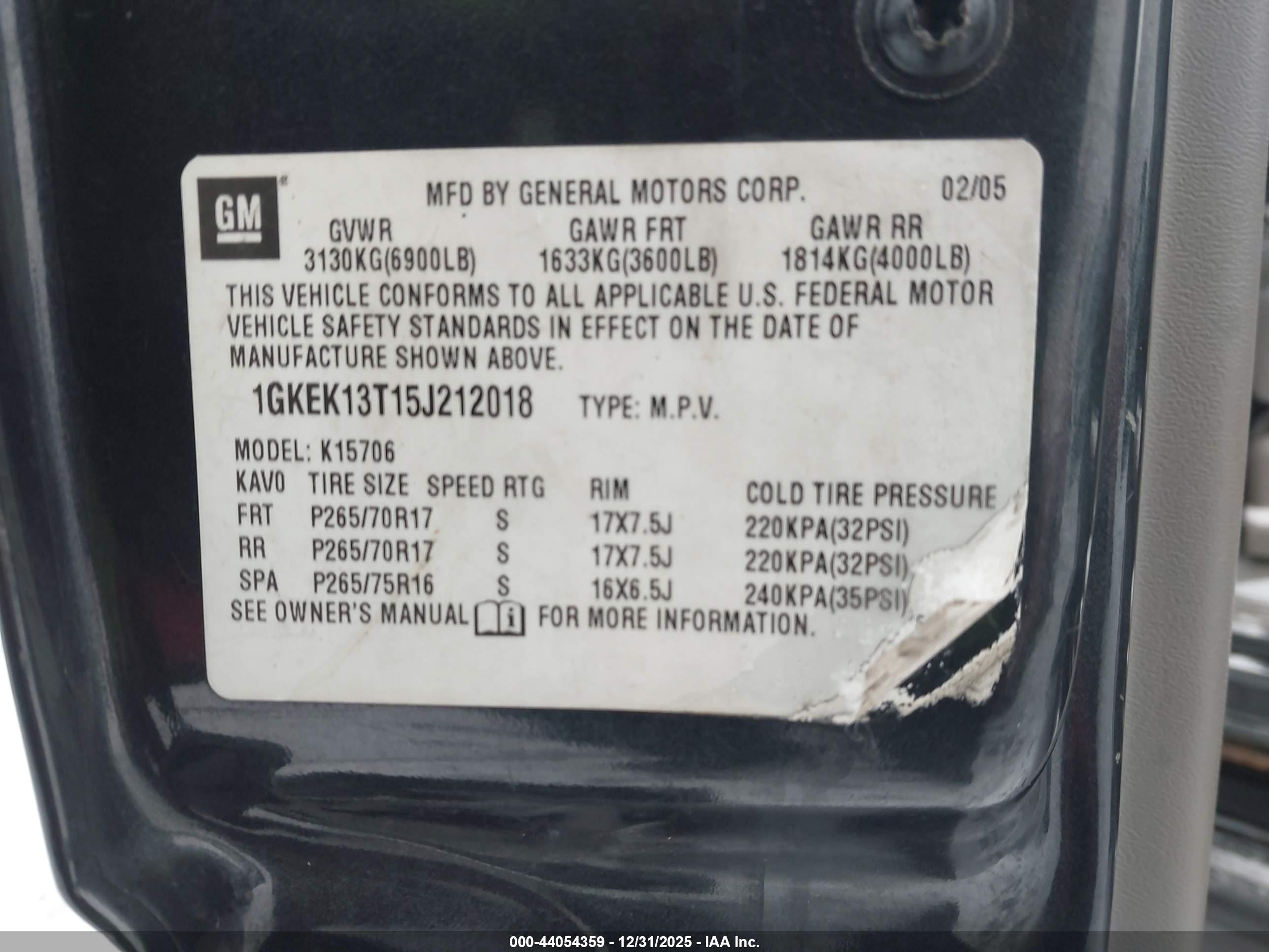 GMC YUKON image 9