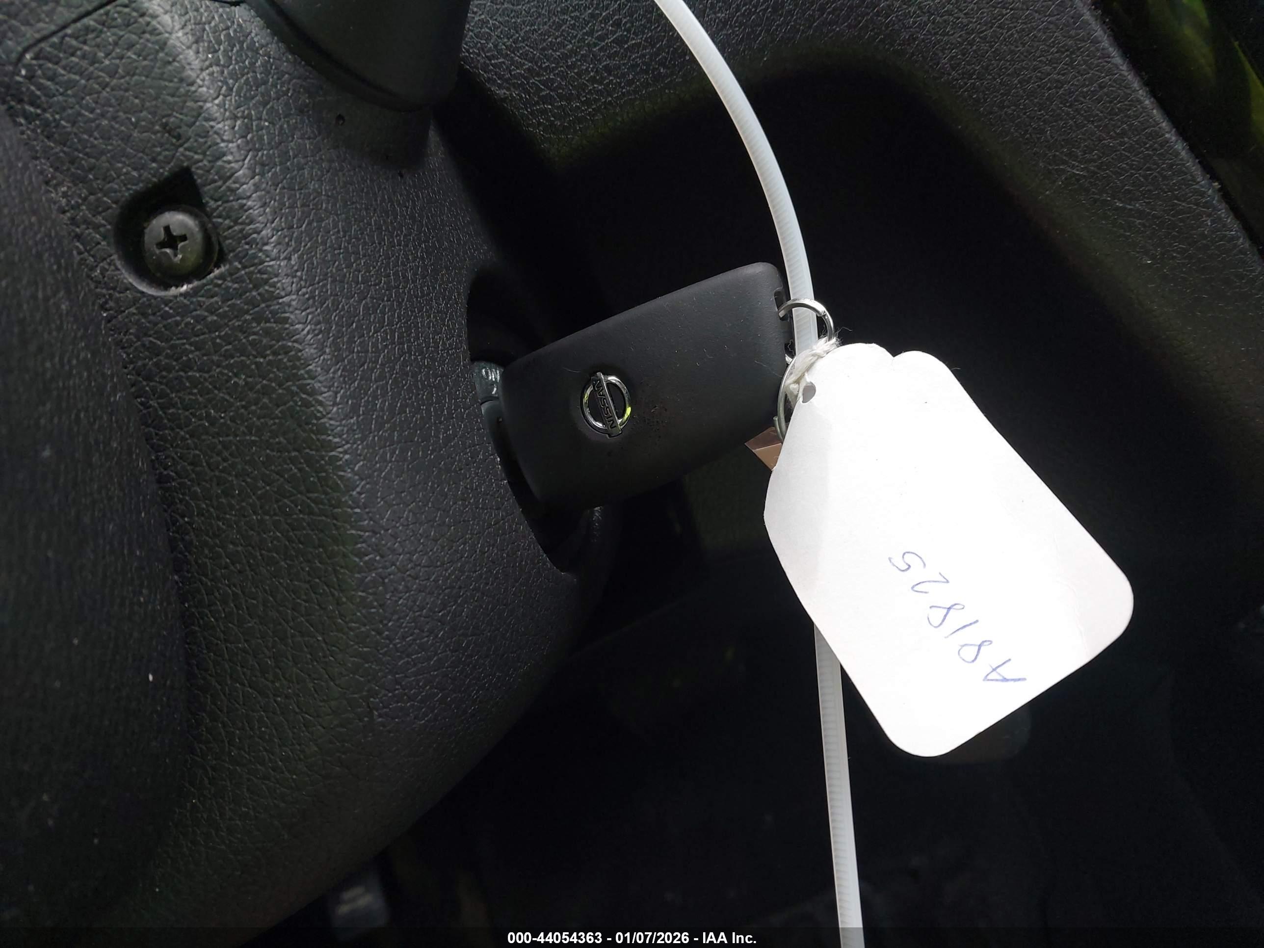 NISSAN ROGUE image 11