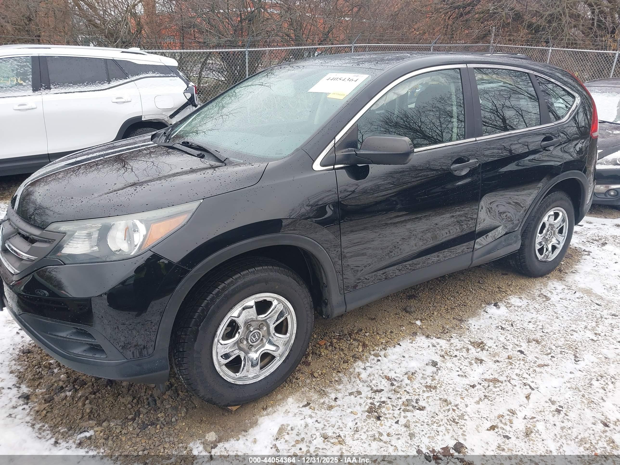 HONDA CR-V image 2