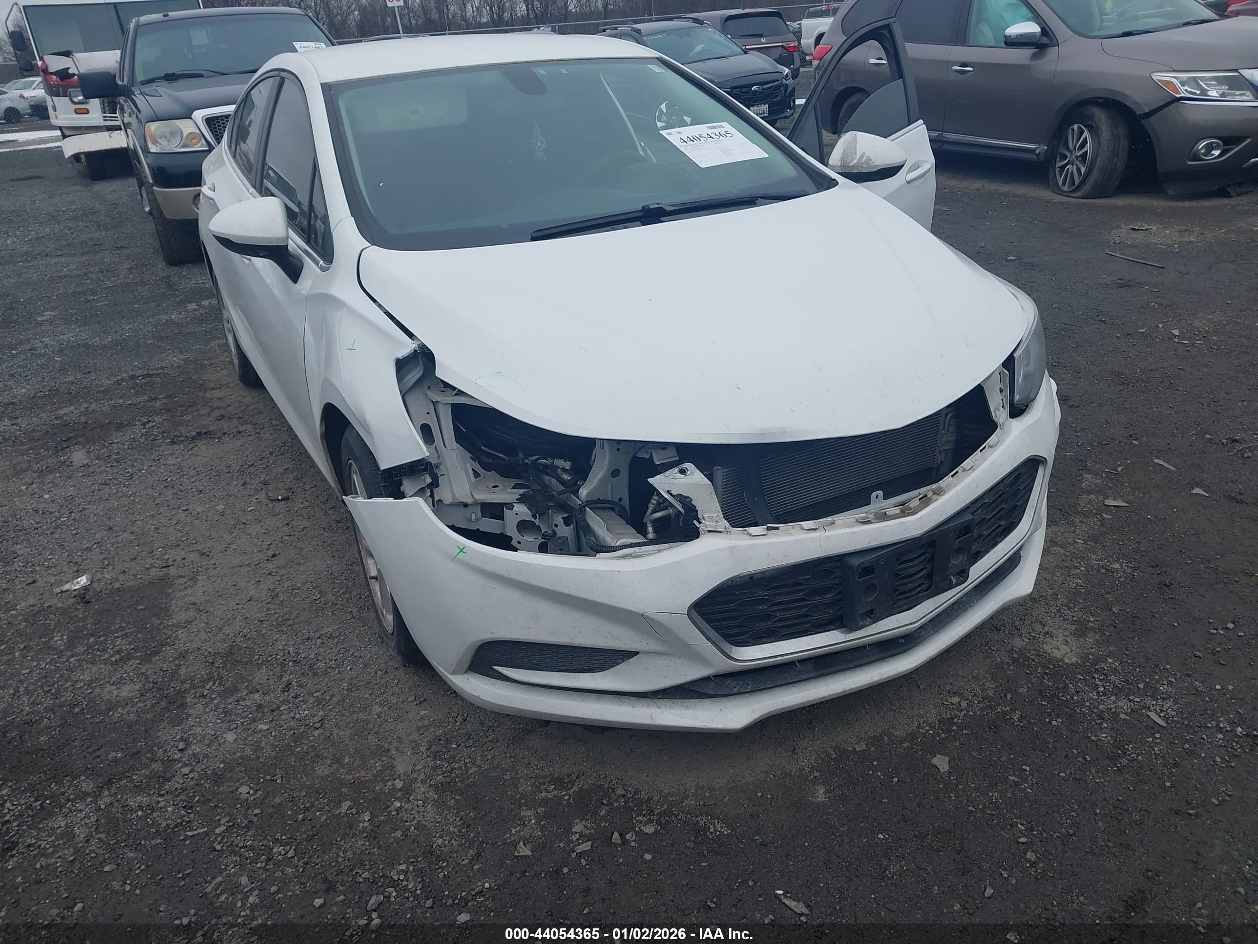 CHEVROLET CRUZE image 6