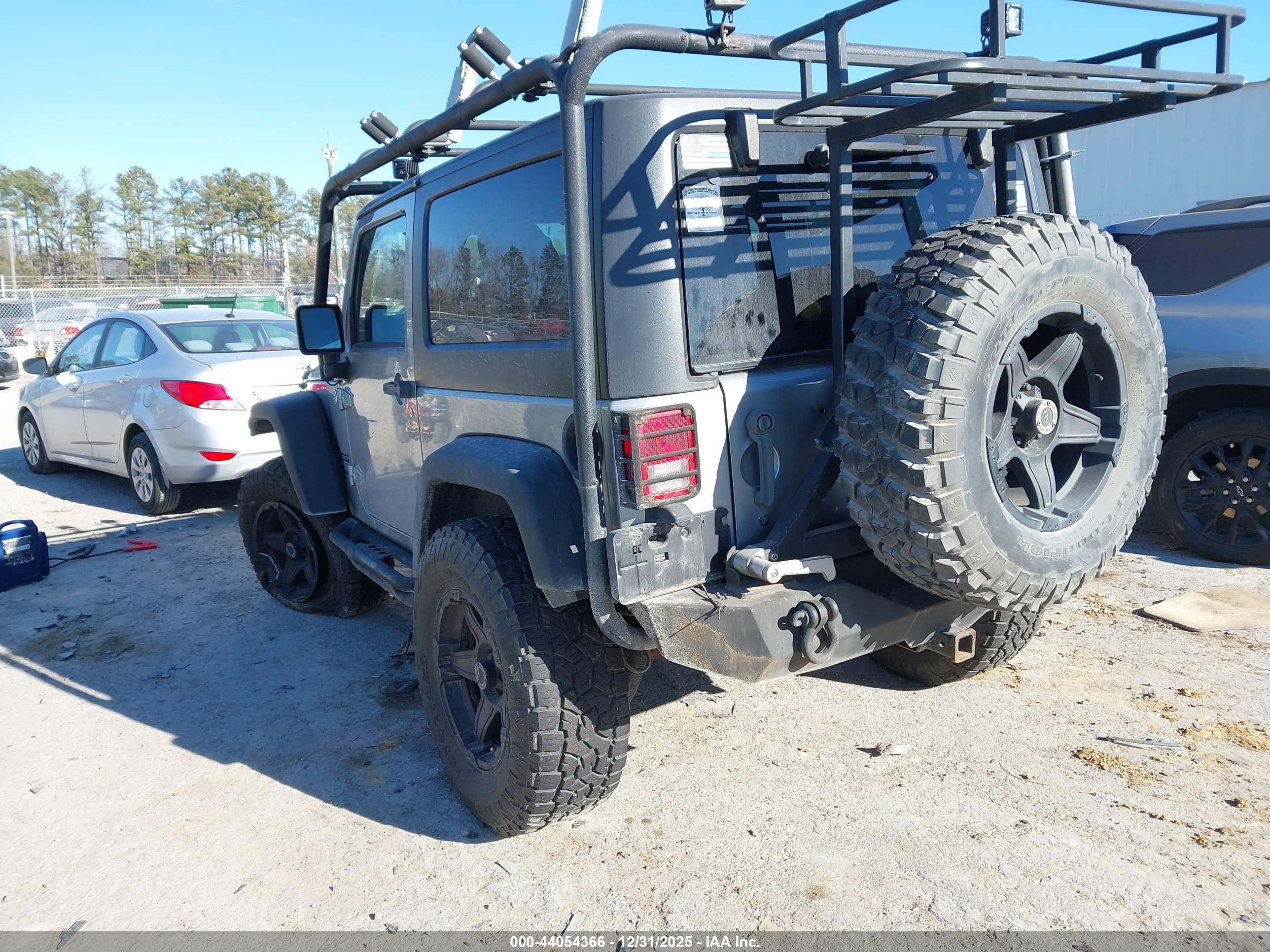 JEEP WRANGLER image 3