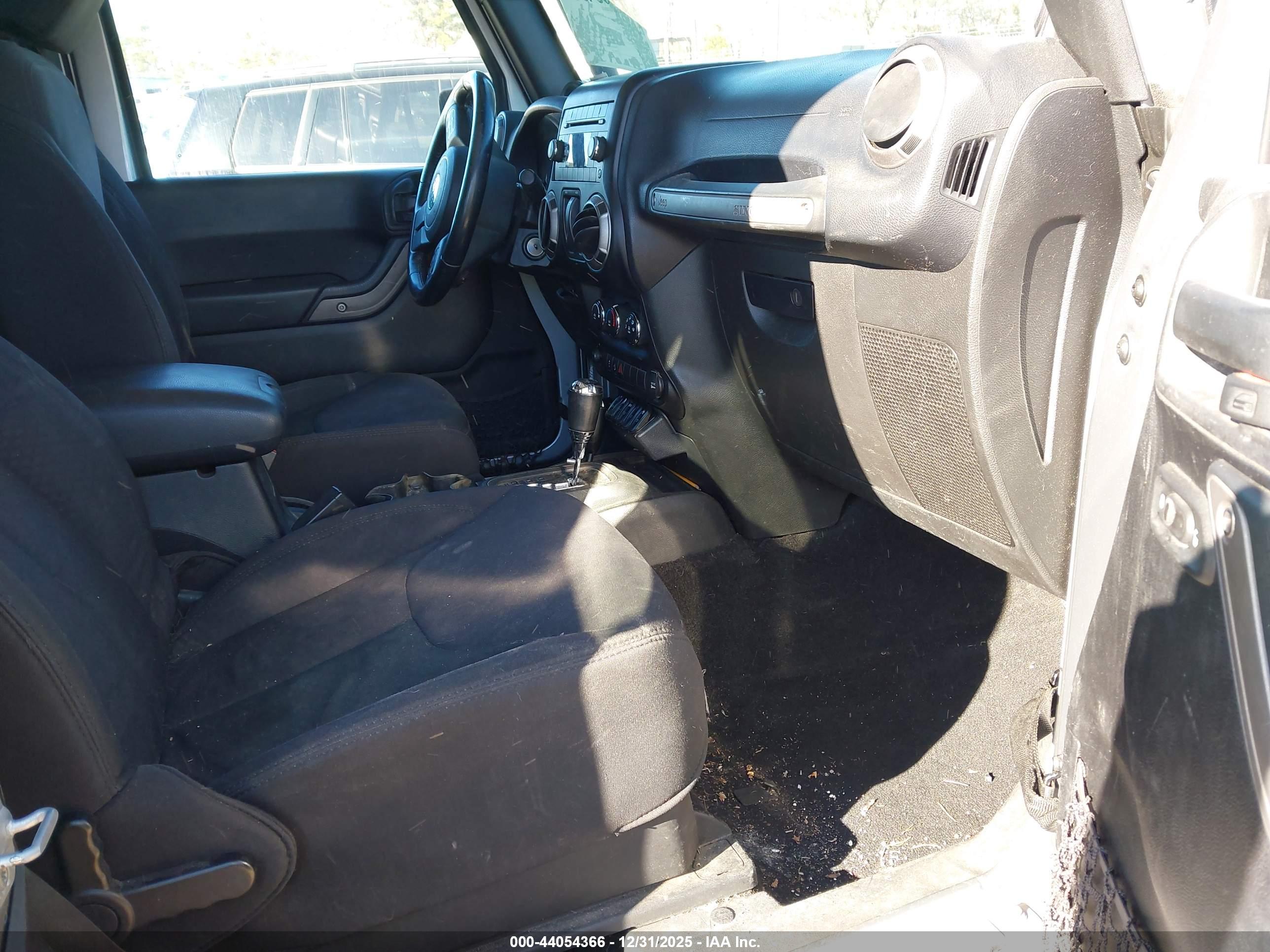 JEEP WRANGLER image 5