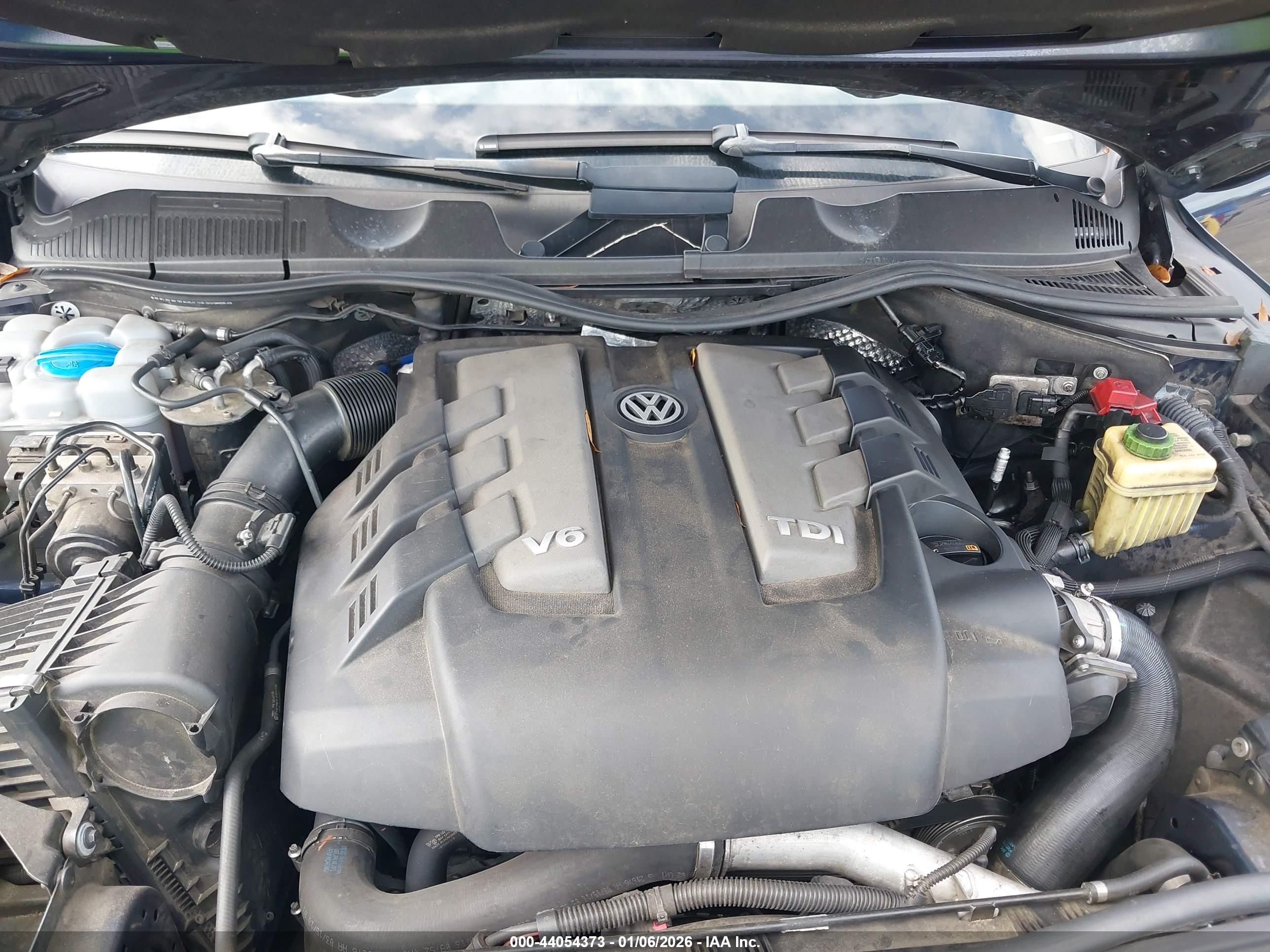 VOLKSWAGEN TOUAREG image 10