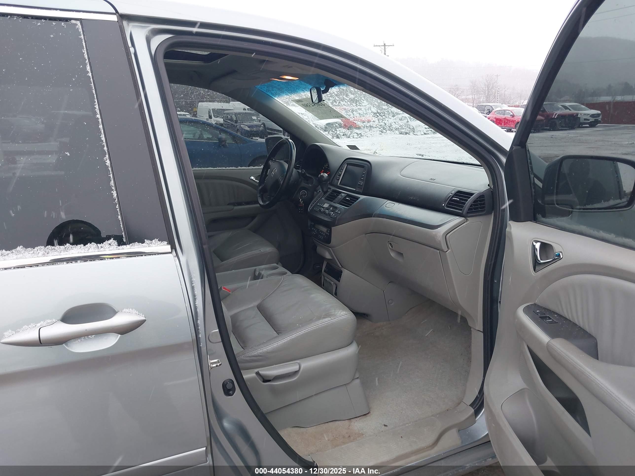 HONDA ODYSSEY image 5