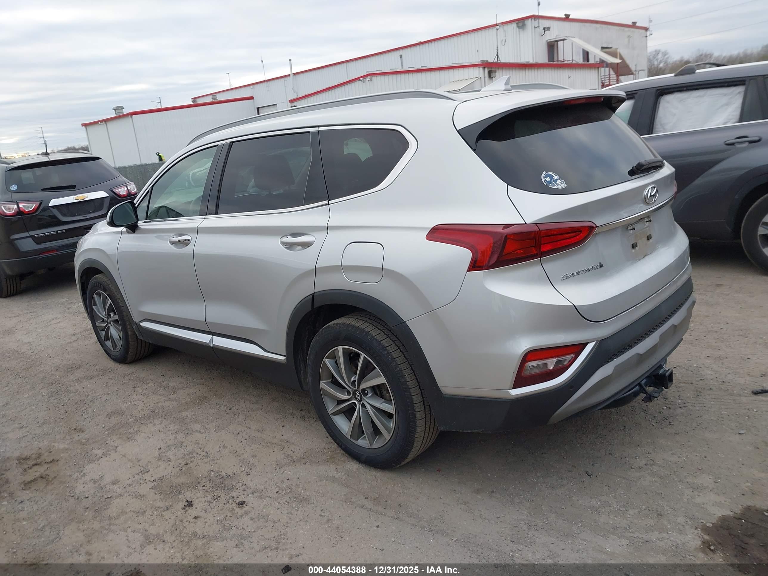 HYUNDAI SANTA image 3