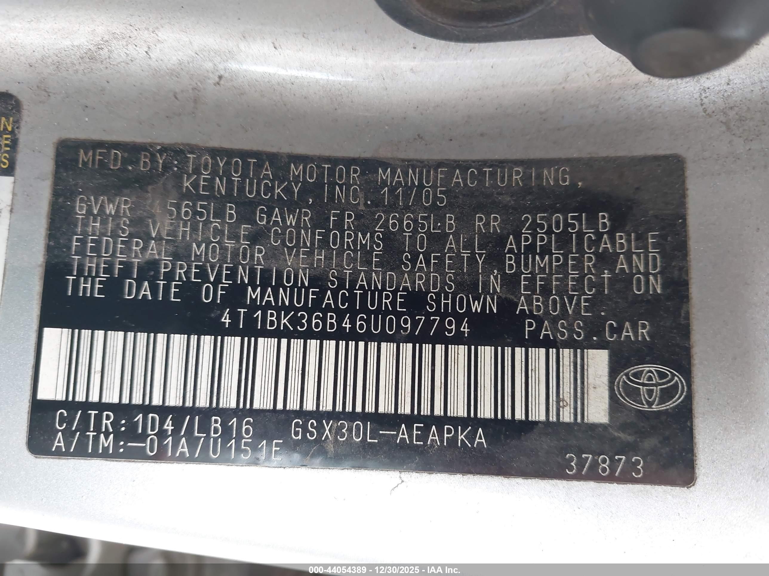 TOYOTA AVALON image 9