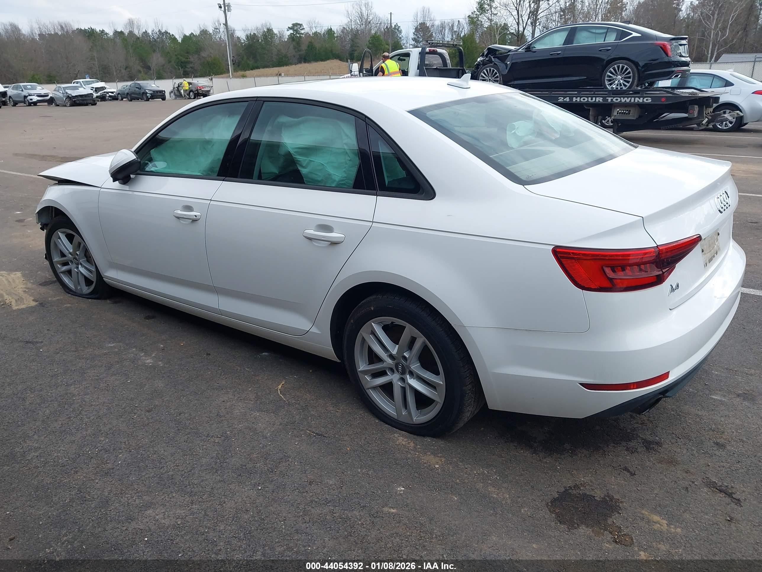 AUDI A4 image 3