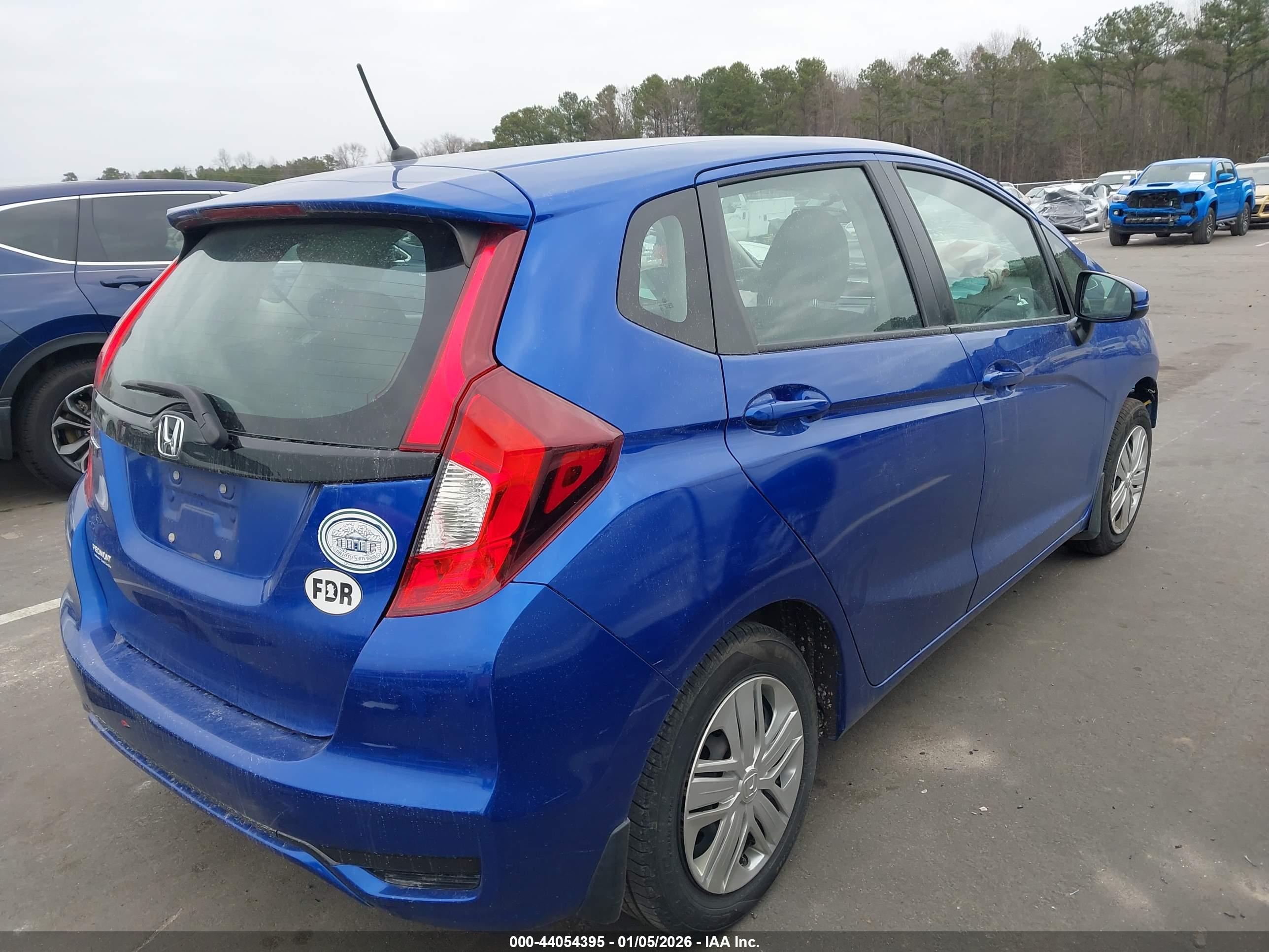 HONDA FIT image 4