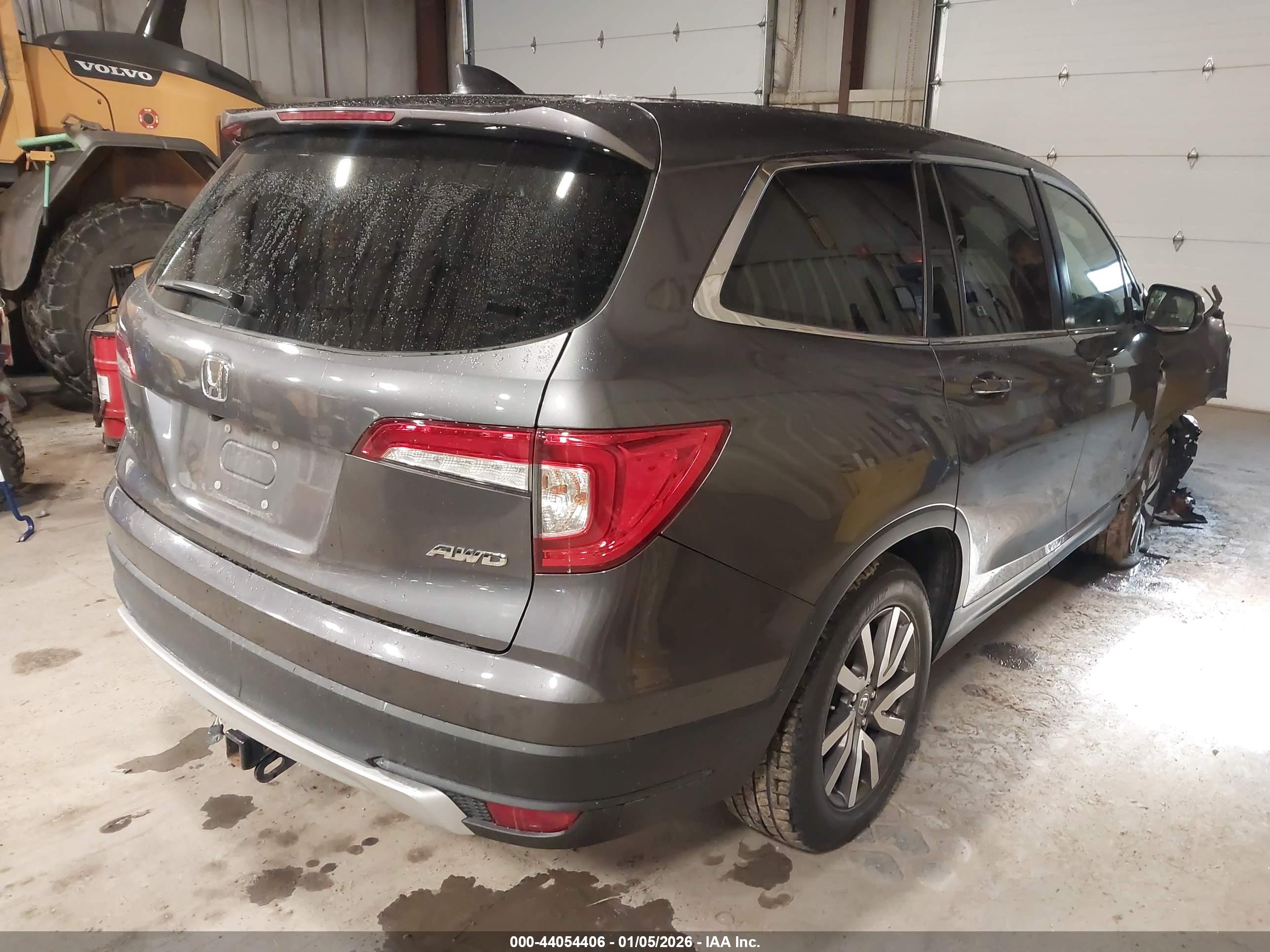 HONDA PILOT image 4