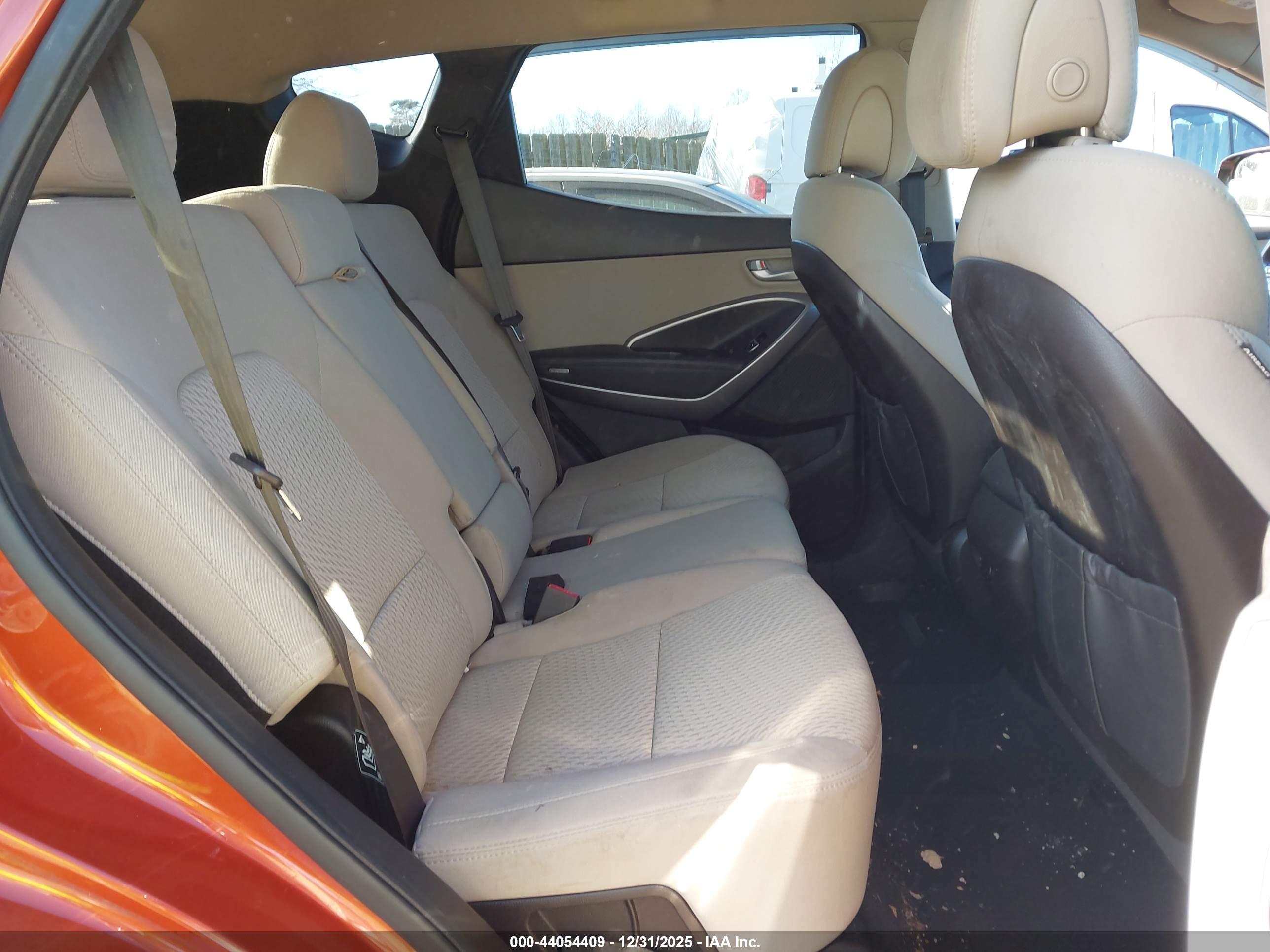 HYUNDAI SANTA image 8