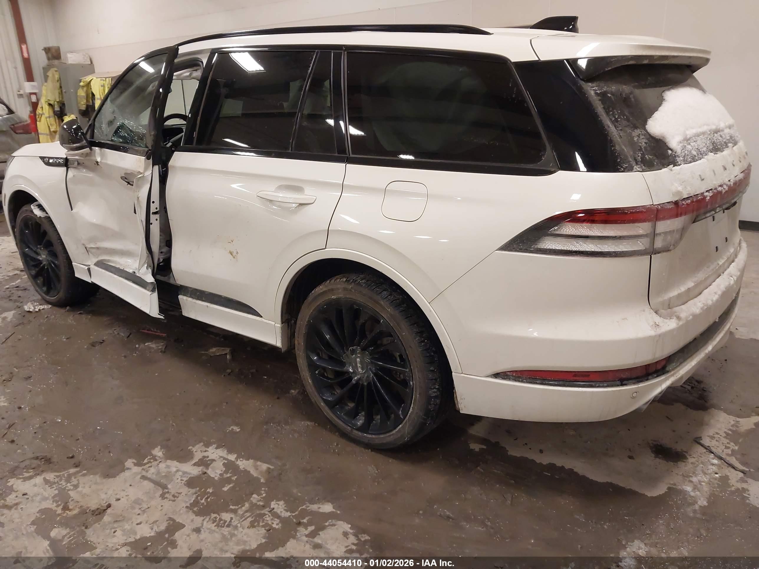LINCOLN AVIATOR image 3