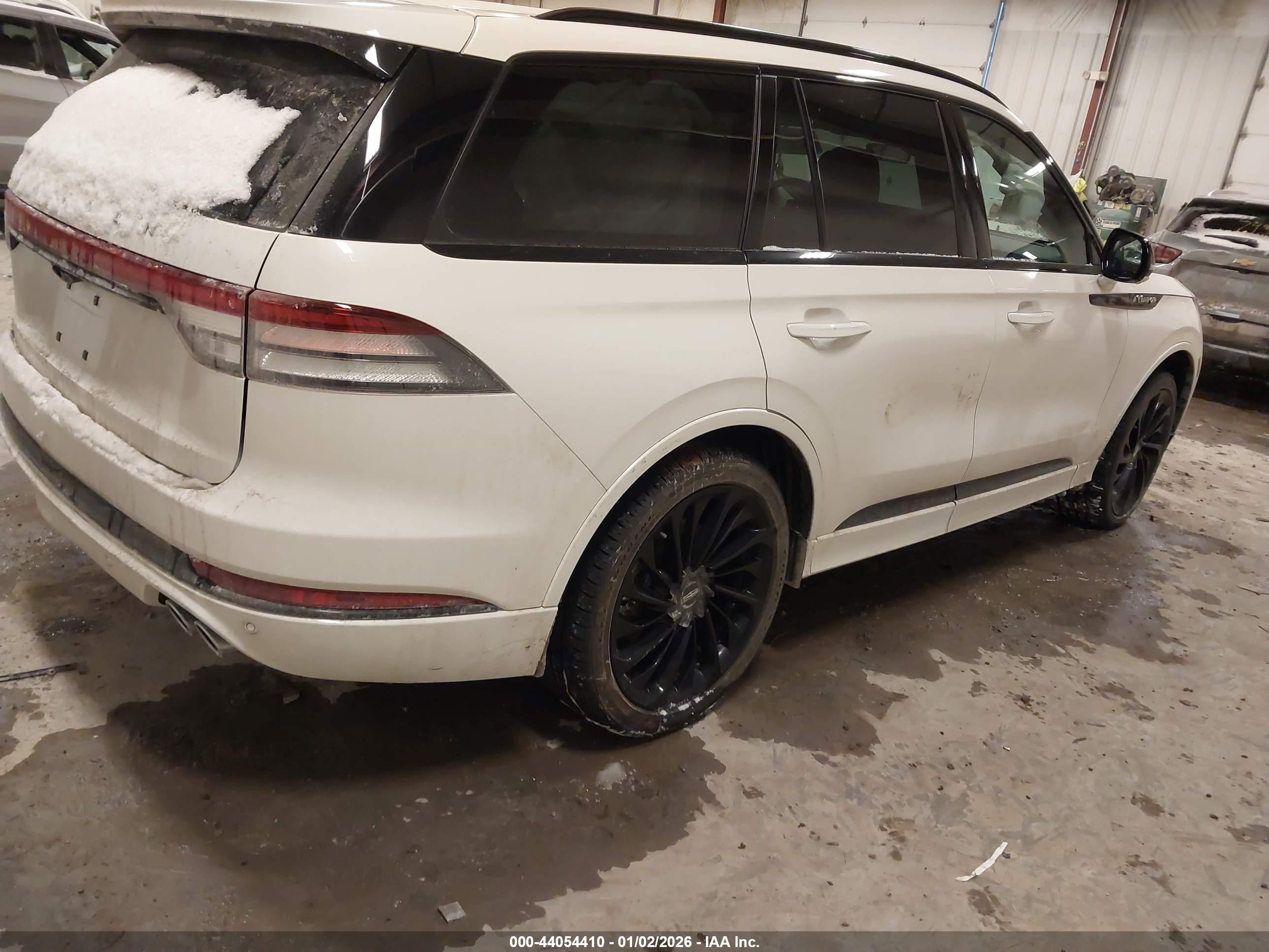 LINCOLN AVIATOR image 4