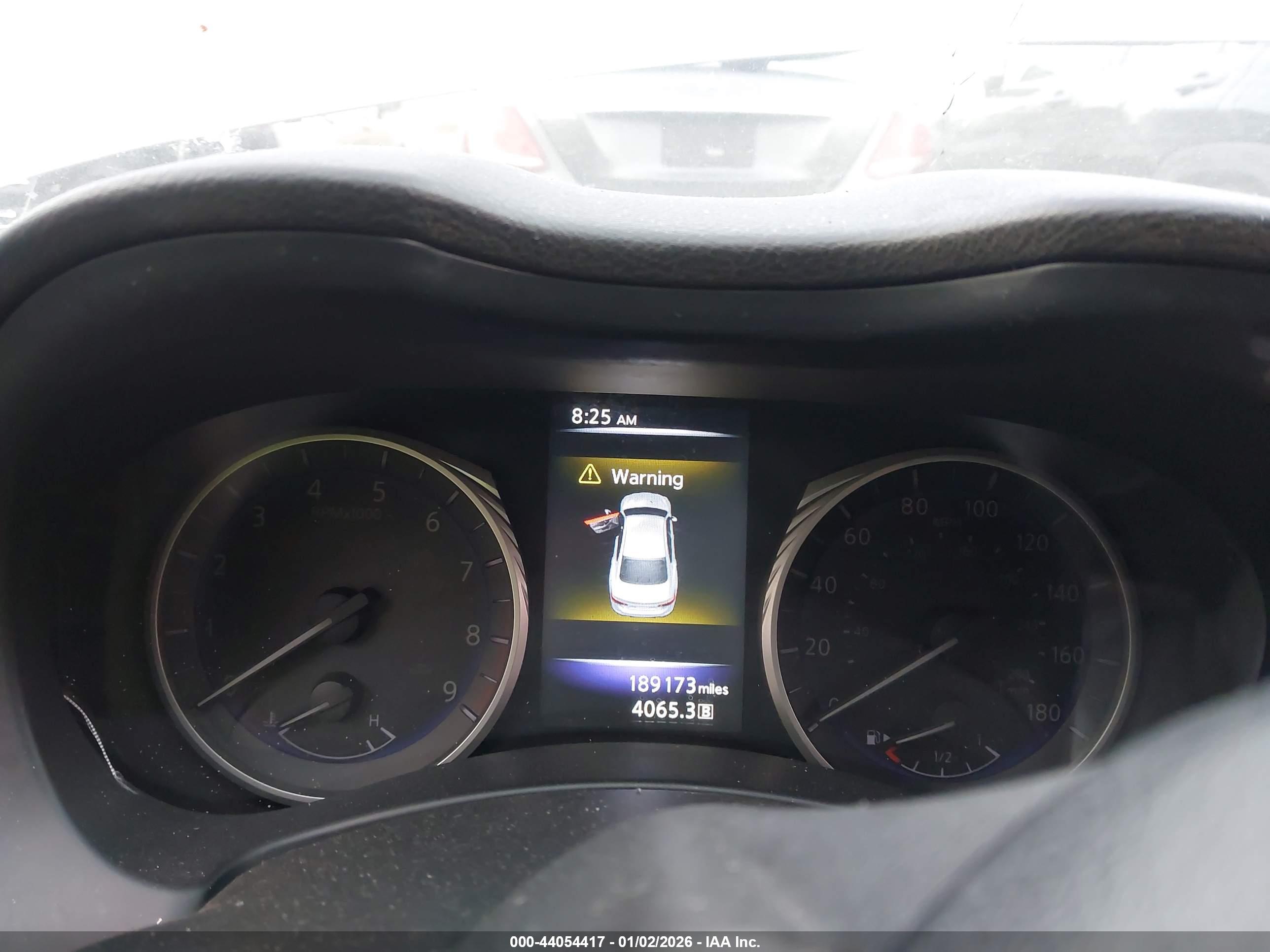 INFINITI Q50 image 7