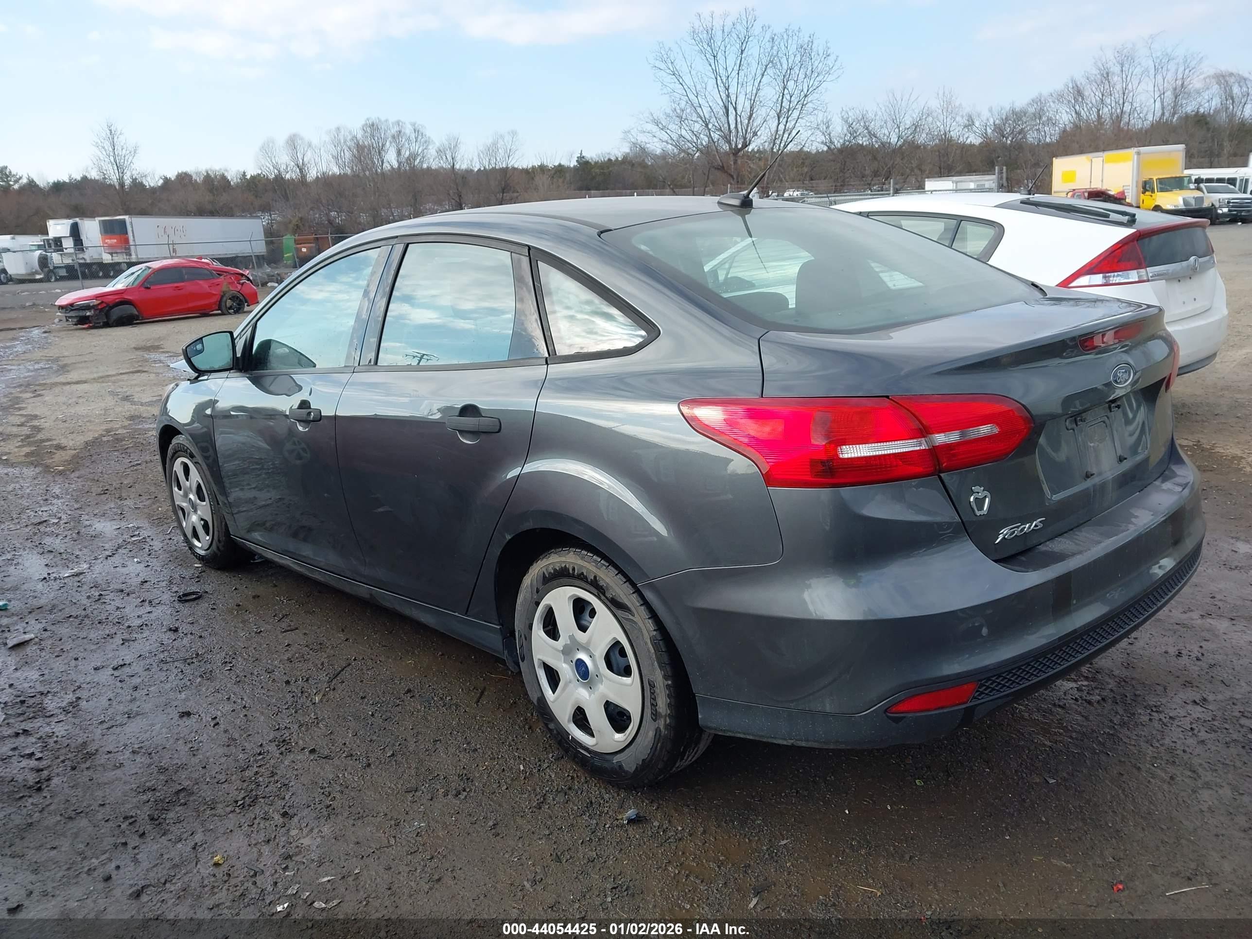 FORD FOCUS image 3