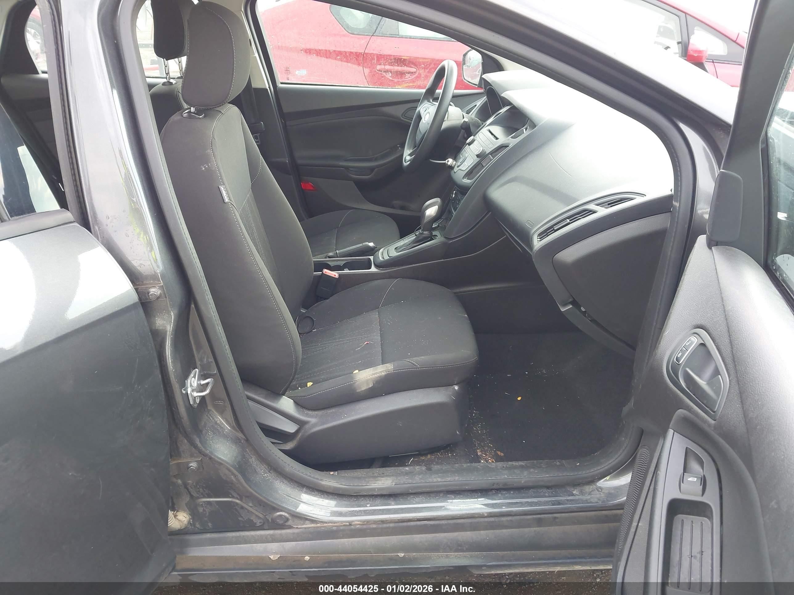 FORD FOCUS image 5