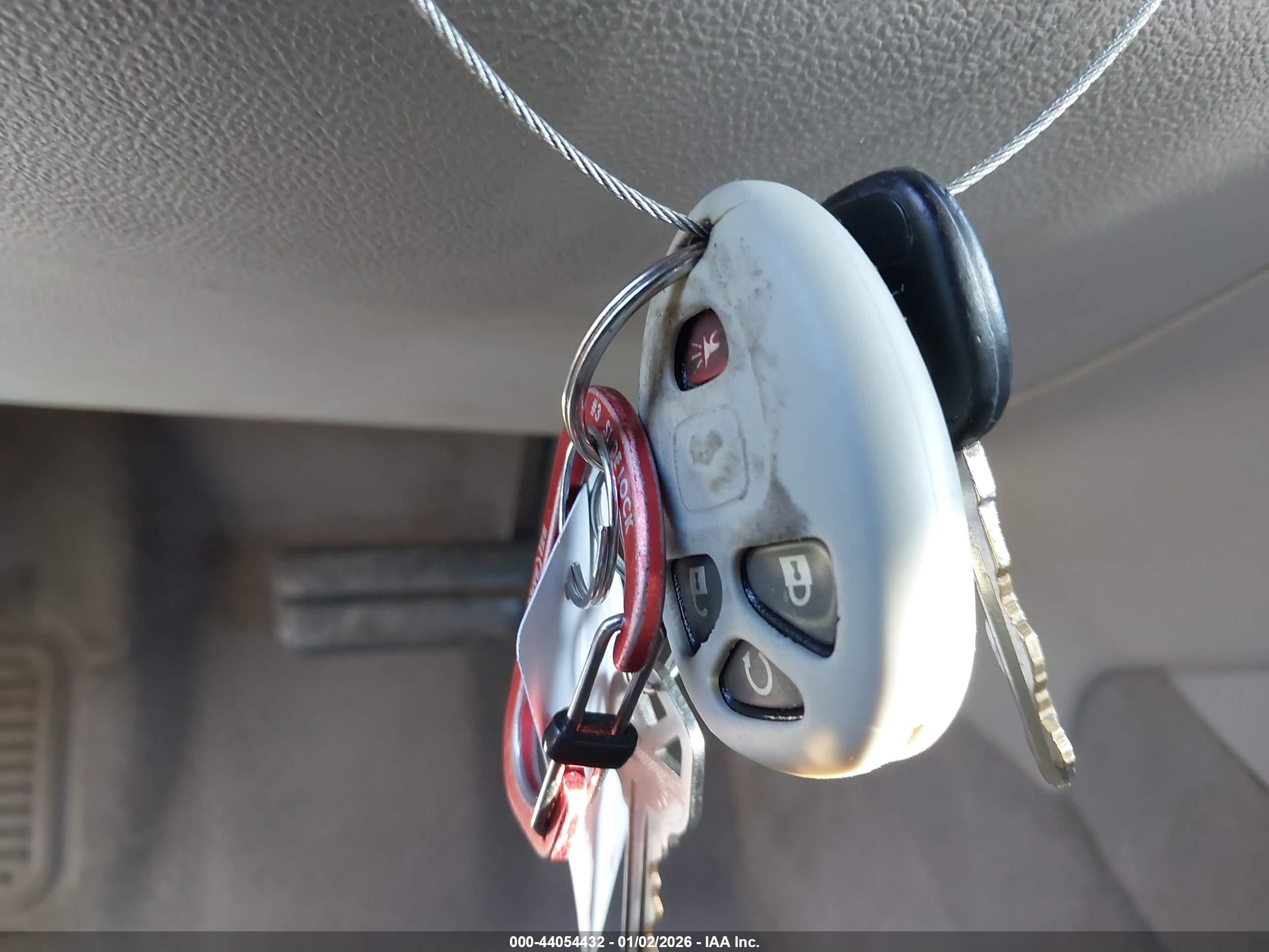 BUICK LUCERNE image 11