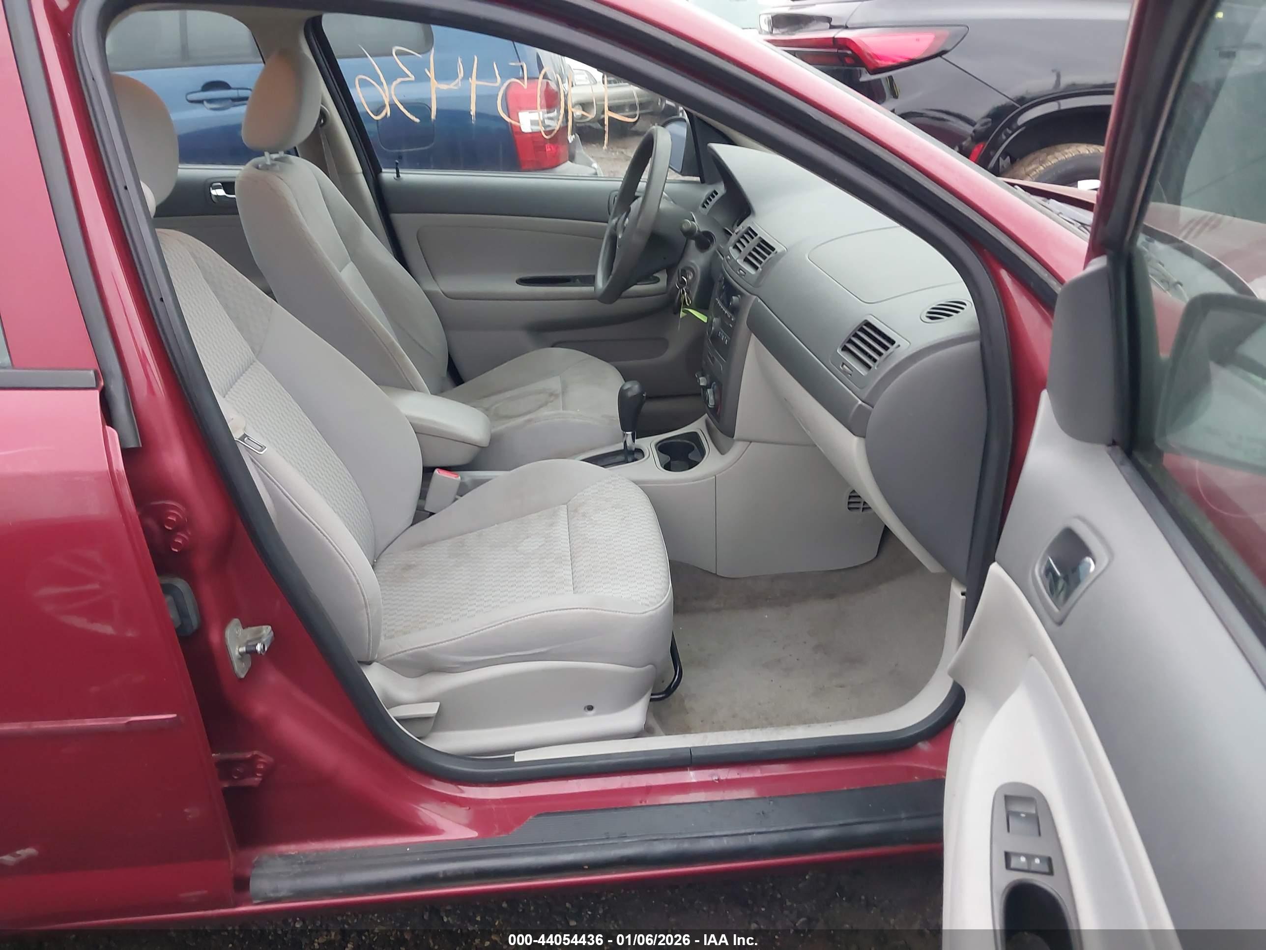 CHEVROLET COBALT image 5