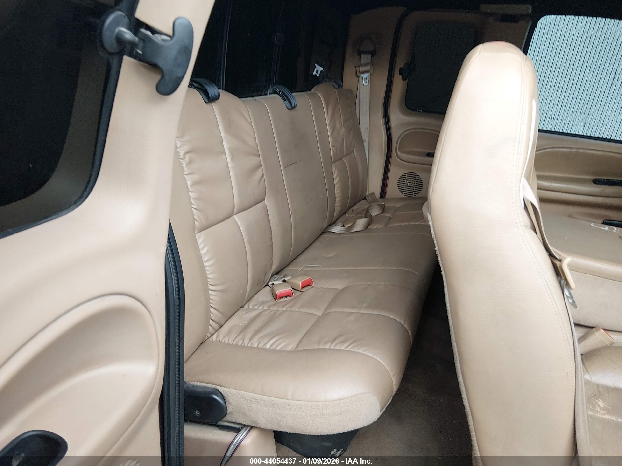 DODGE RAM image 8