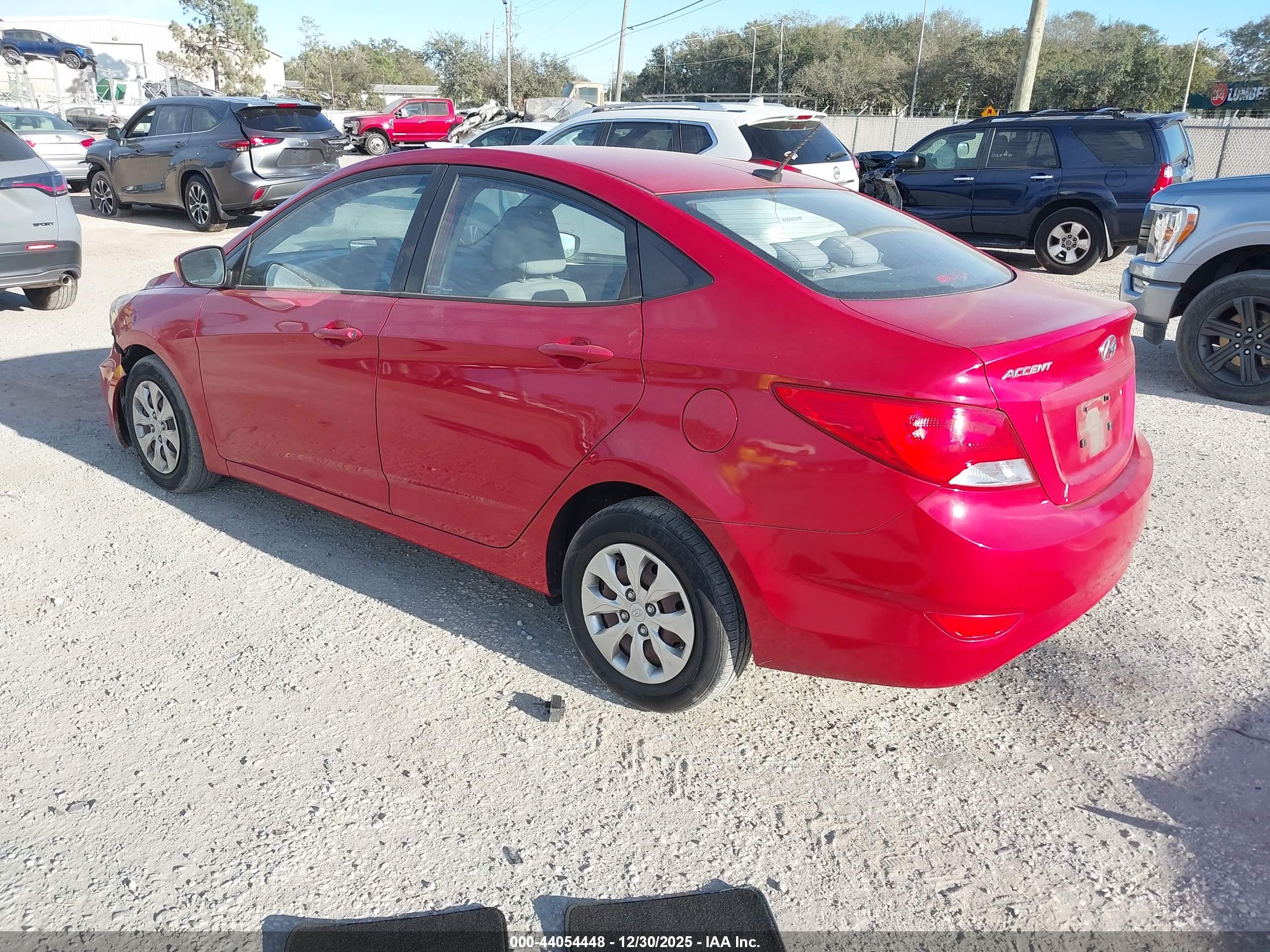 HYUNDAI ACCENT image 3