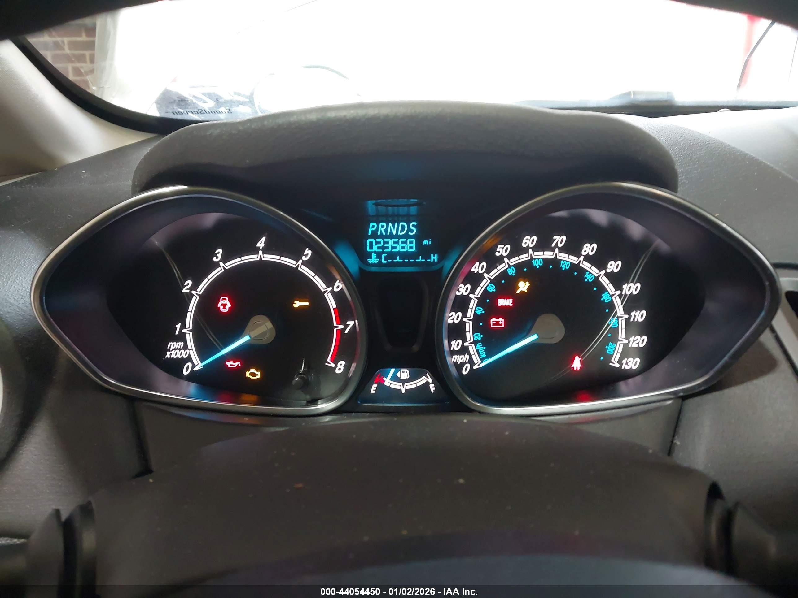 FORD FIESTA image 7