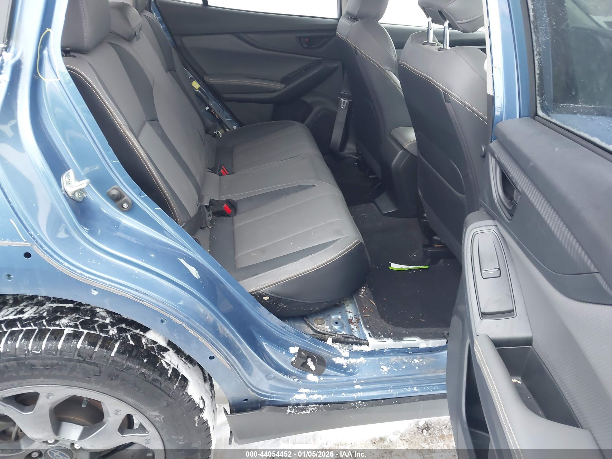 SUBARU CROSSTREK image 8