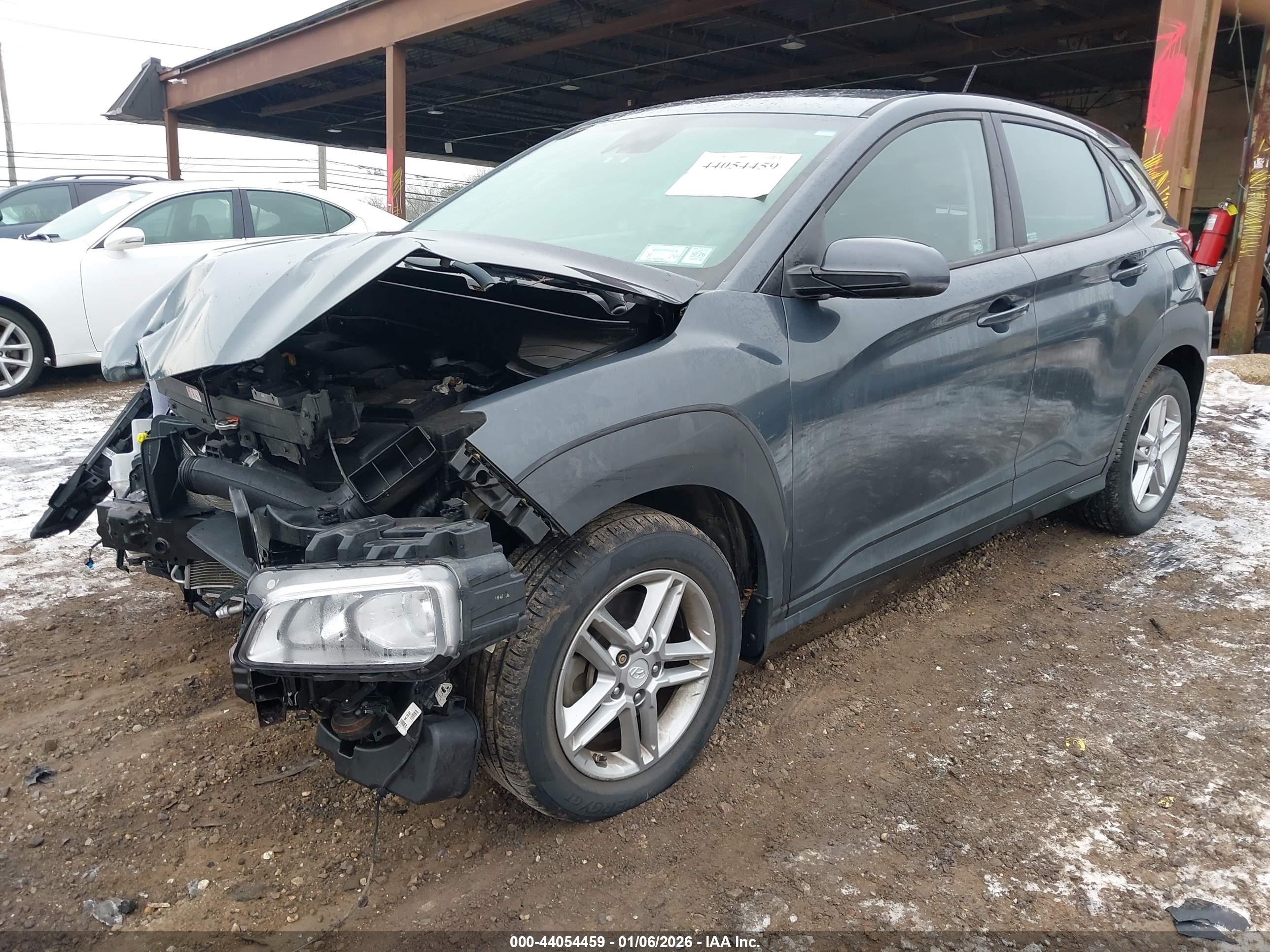 HYUNDAI KONA image 6