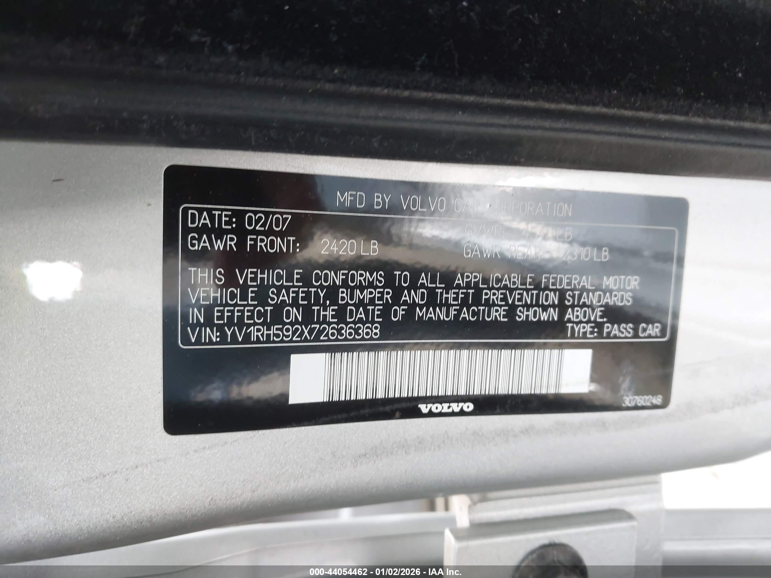 VOLVO S60 image 9
