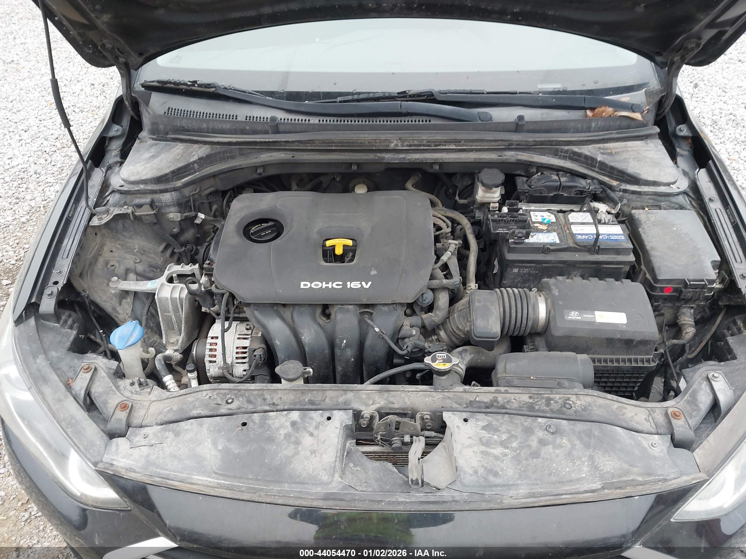 HYUNDAI ELANTRA image 10