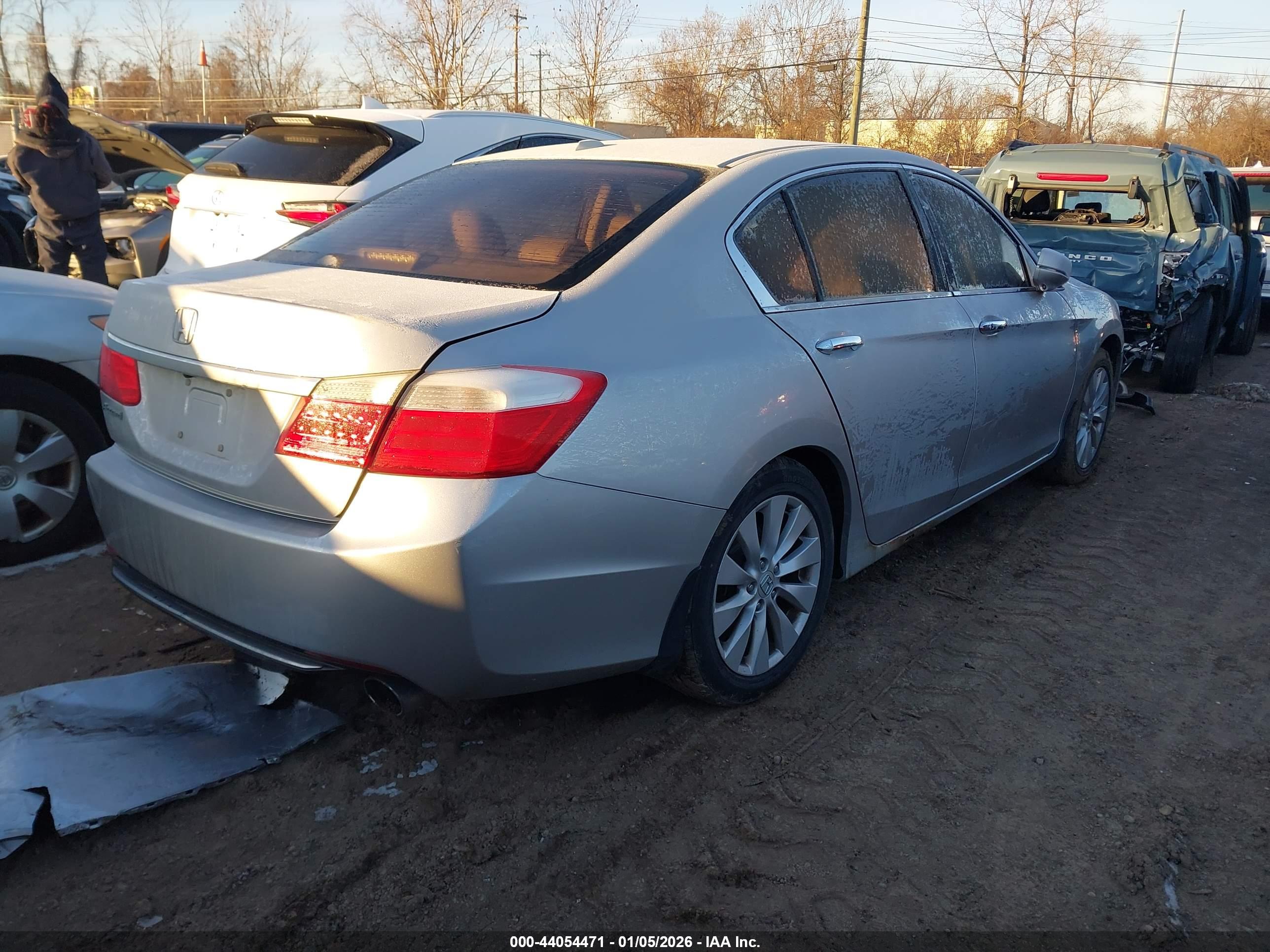 HONDA ACCORD image 4