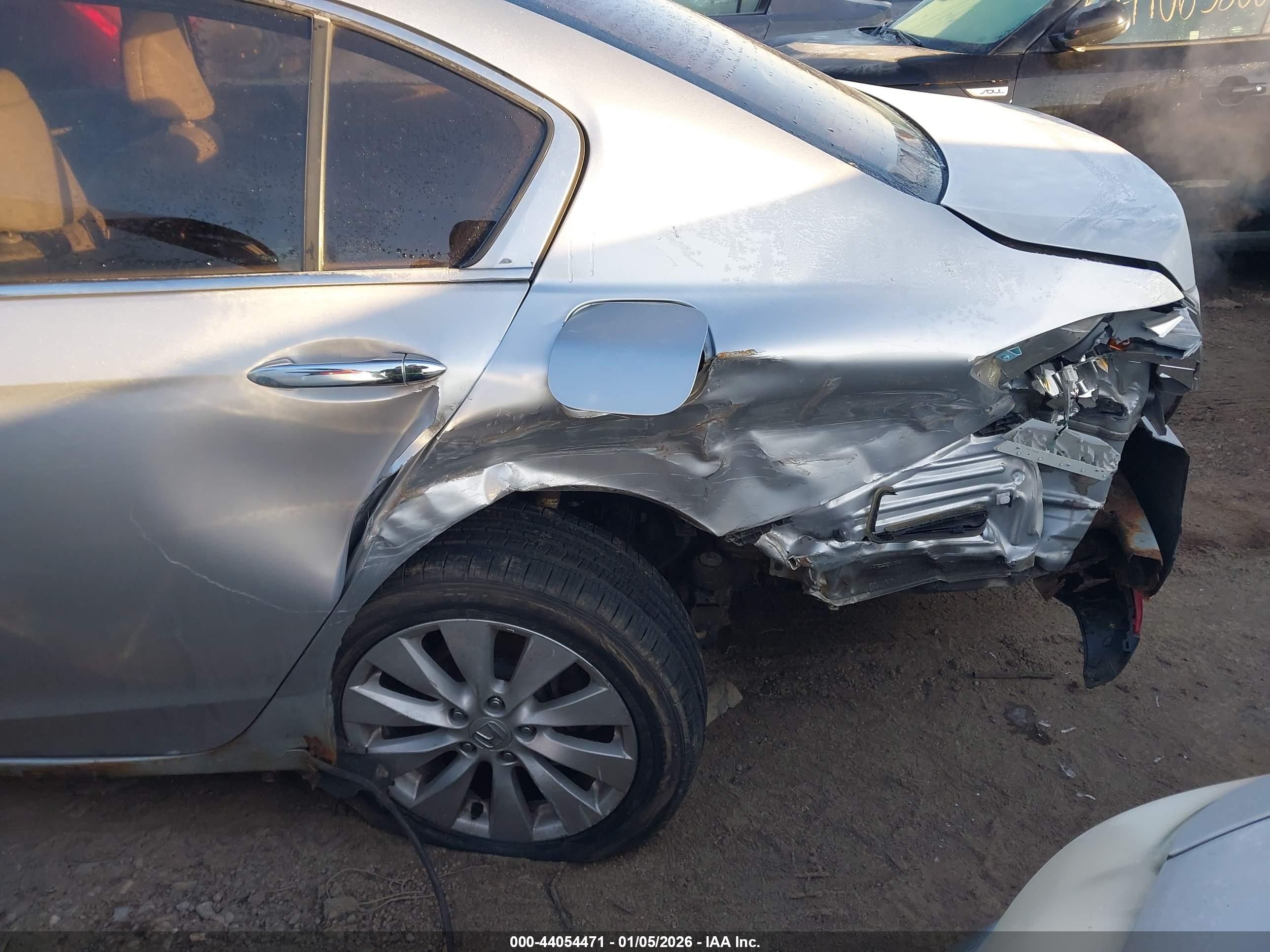 HONDA ACCORD image 6