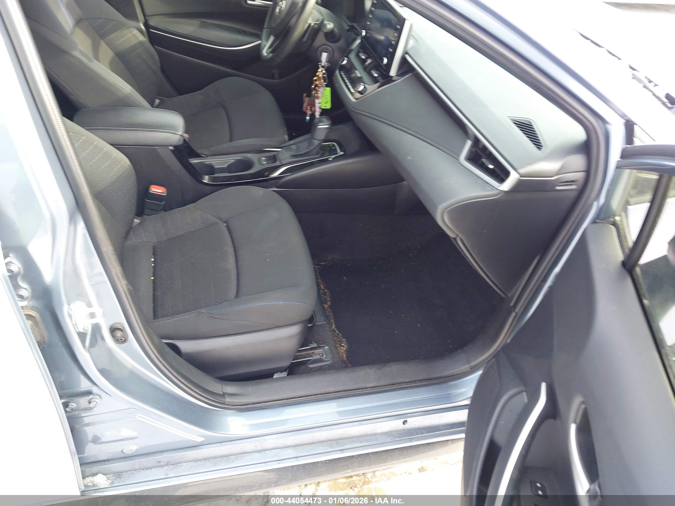 TOYOTA COROLLA image 5