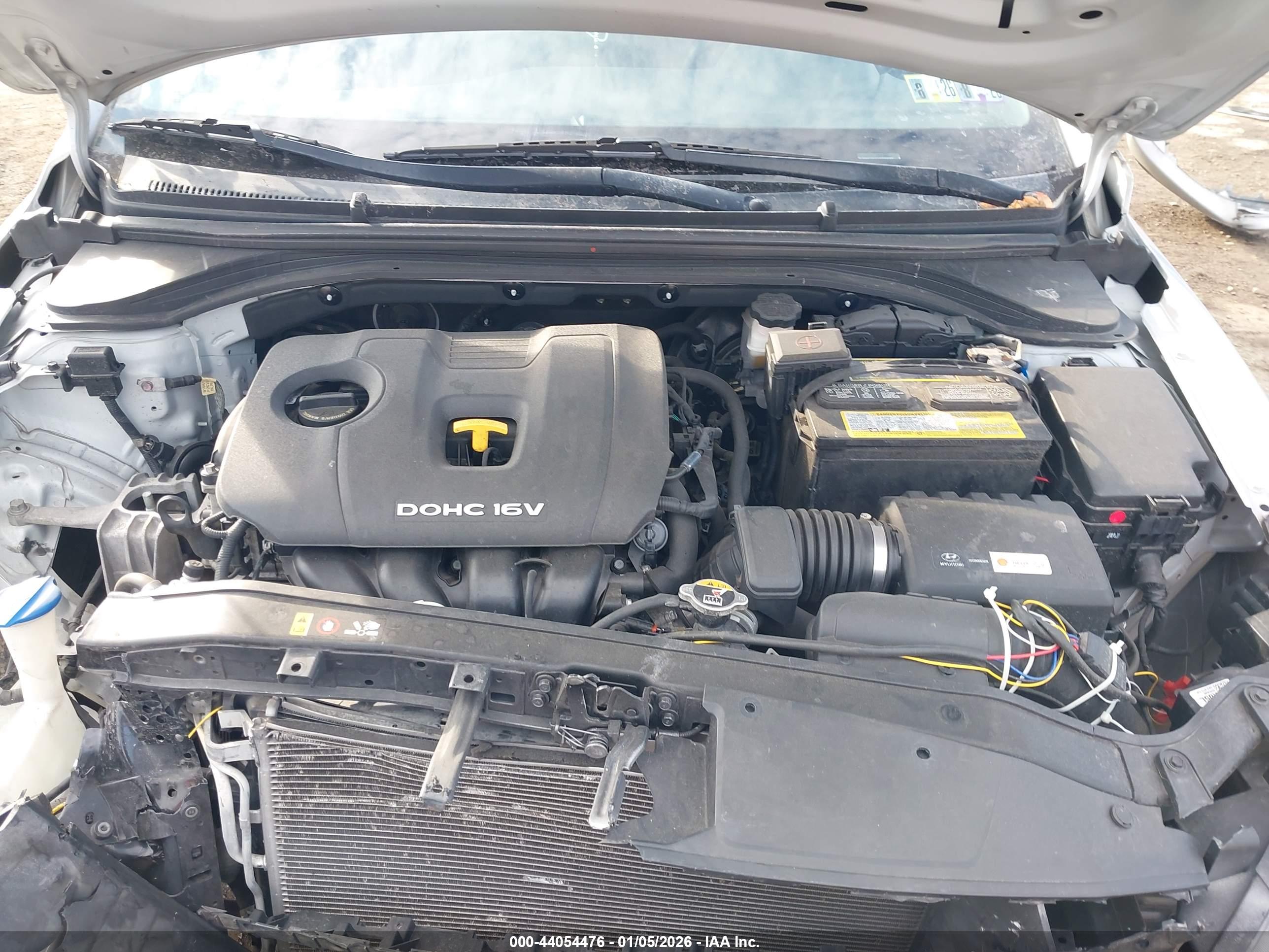 HYUNDAI ELANTRA image 10