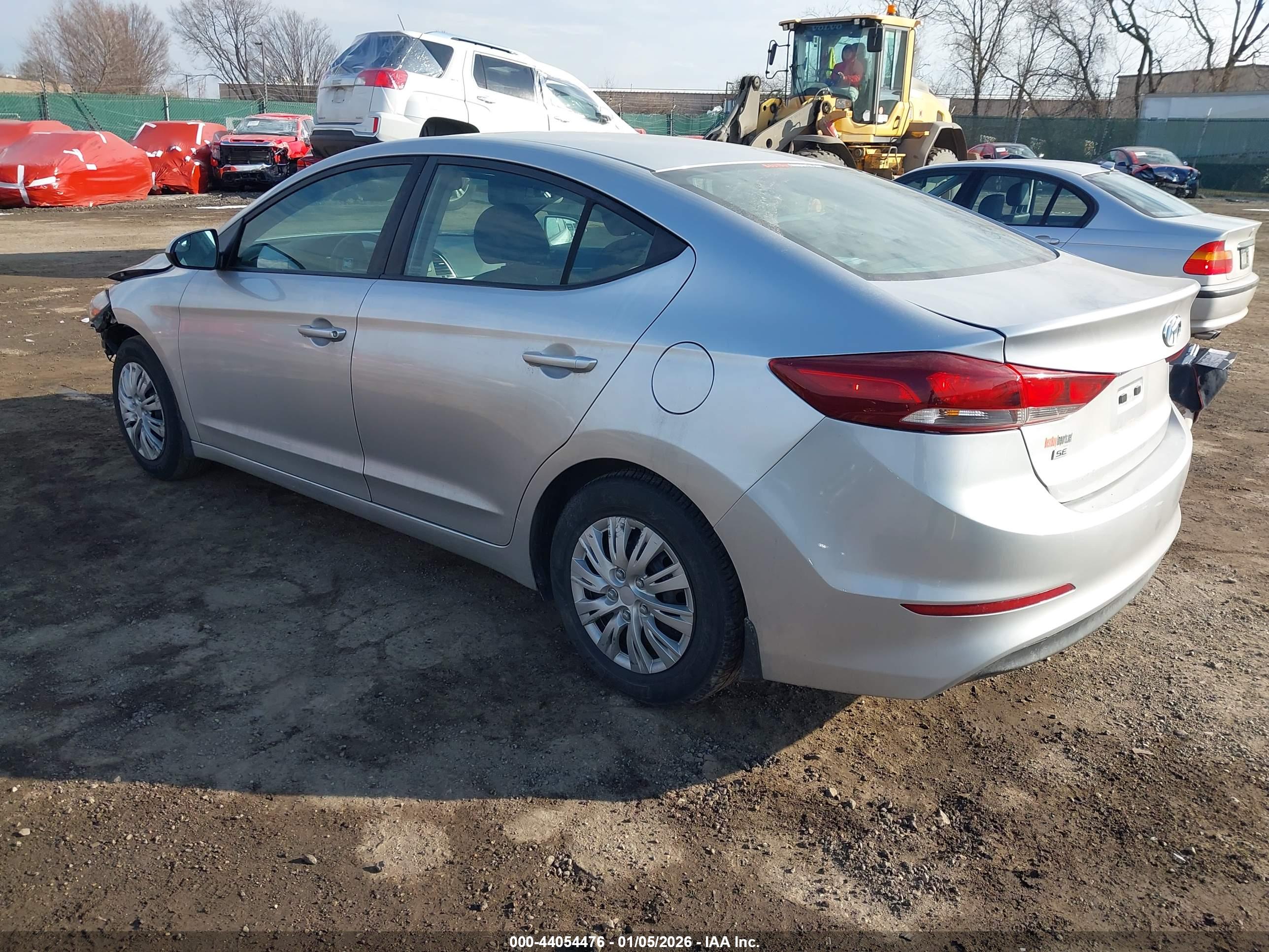 HYUNDAI ELANTRA image 3