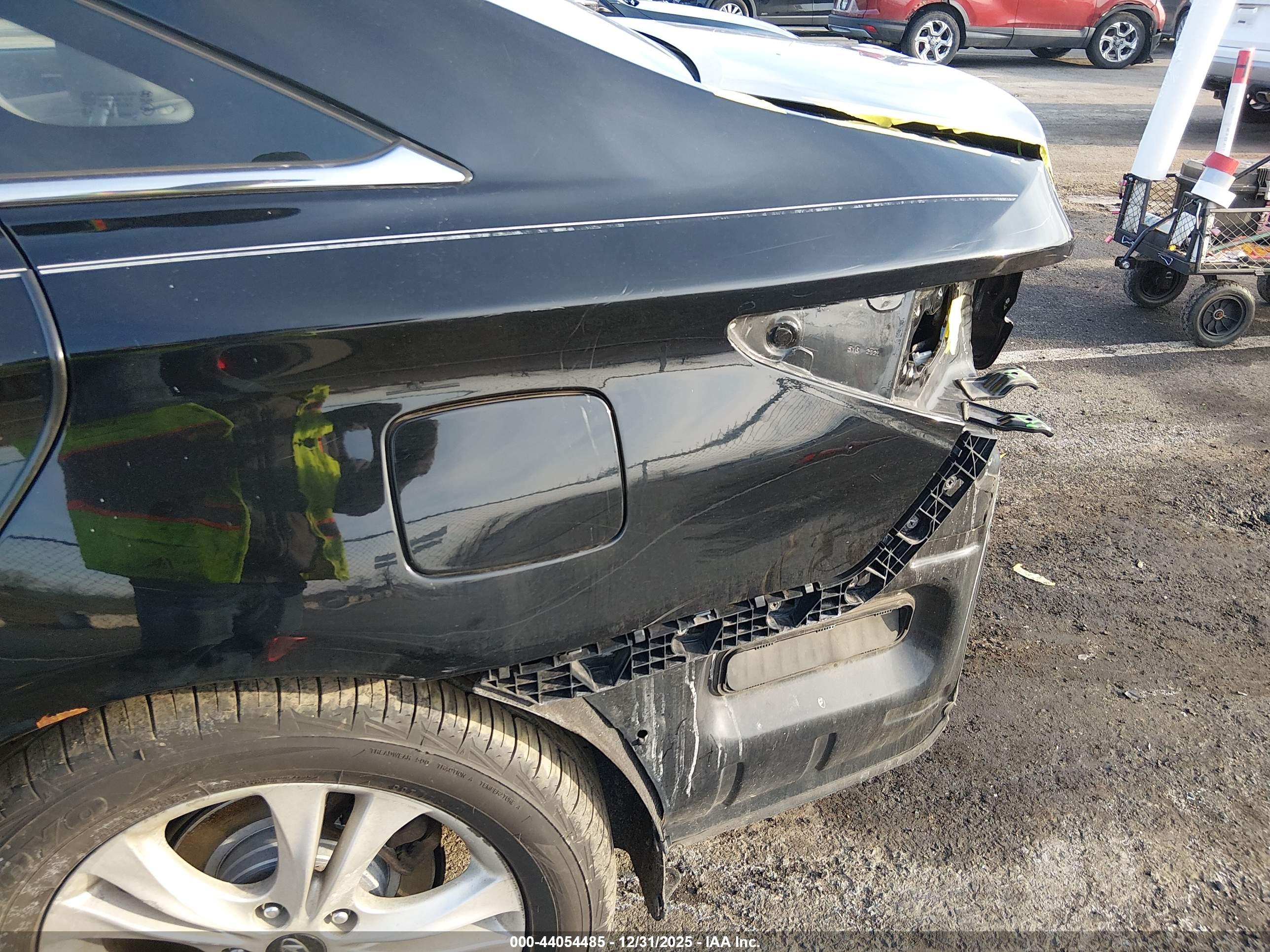 HYUNDAI SONATA image 6