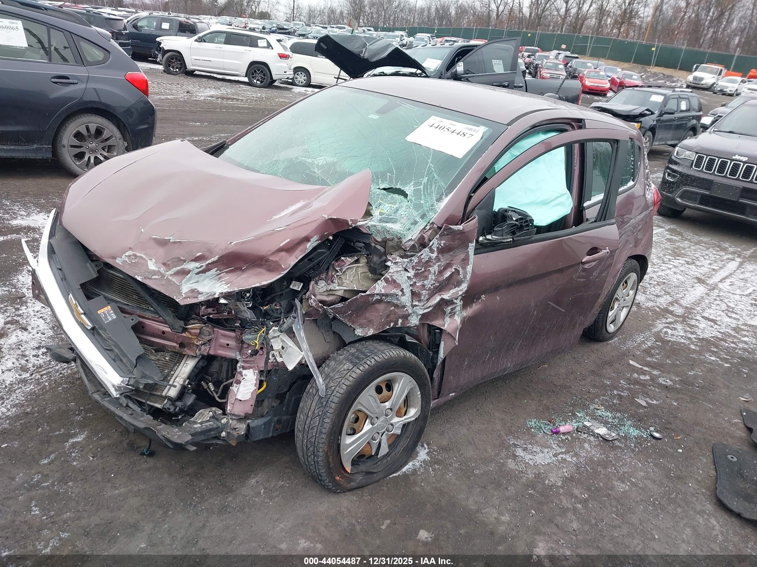 CHEVROLET SPARK image 2