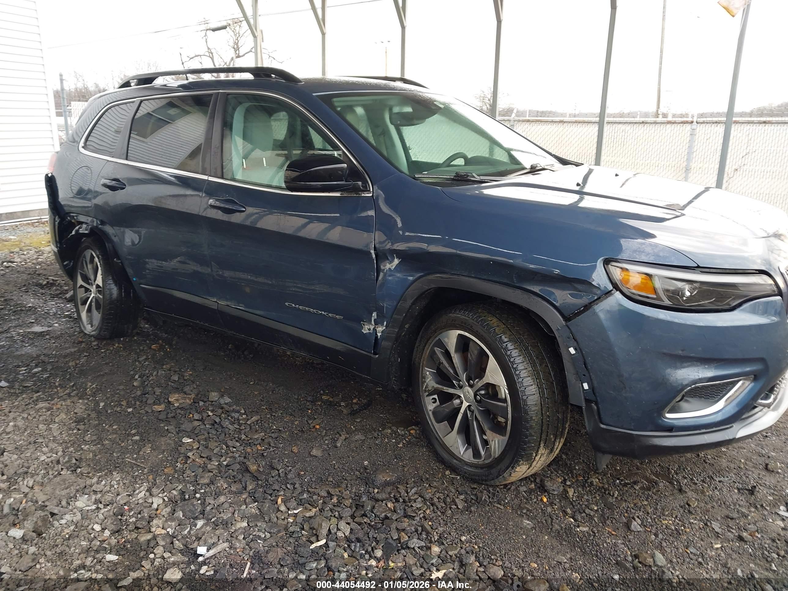 JEEP CHEROKEE image 6