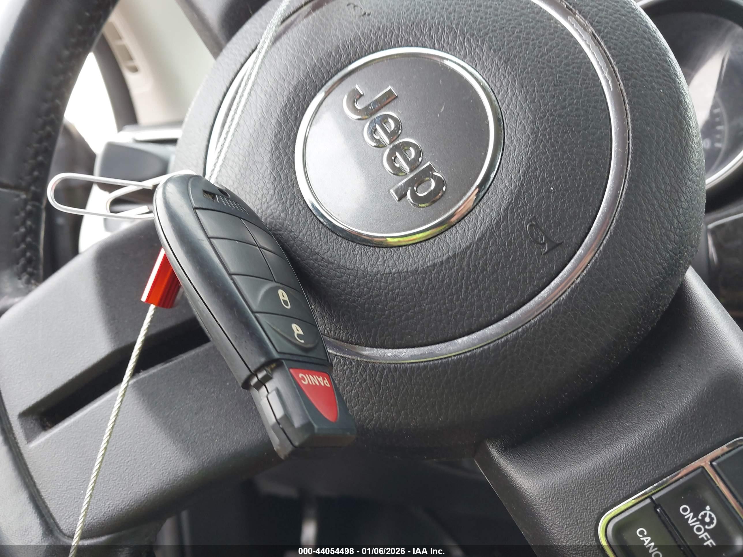 JEEP GRAND image 11