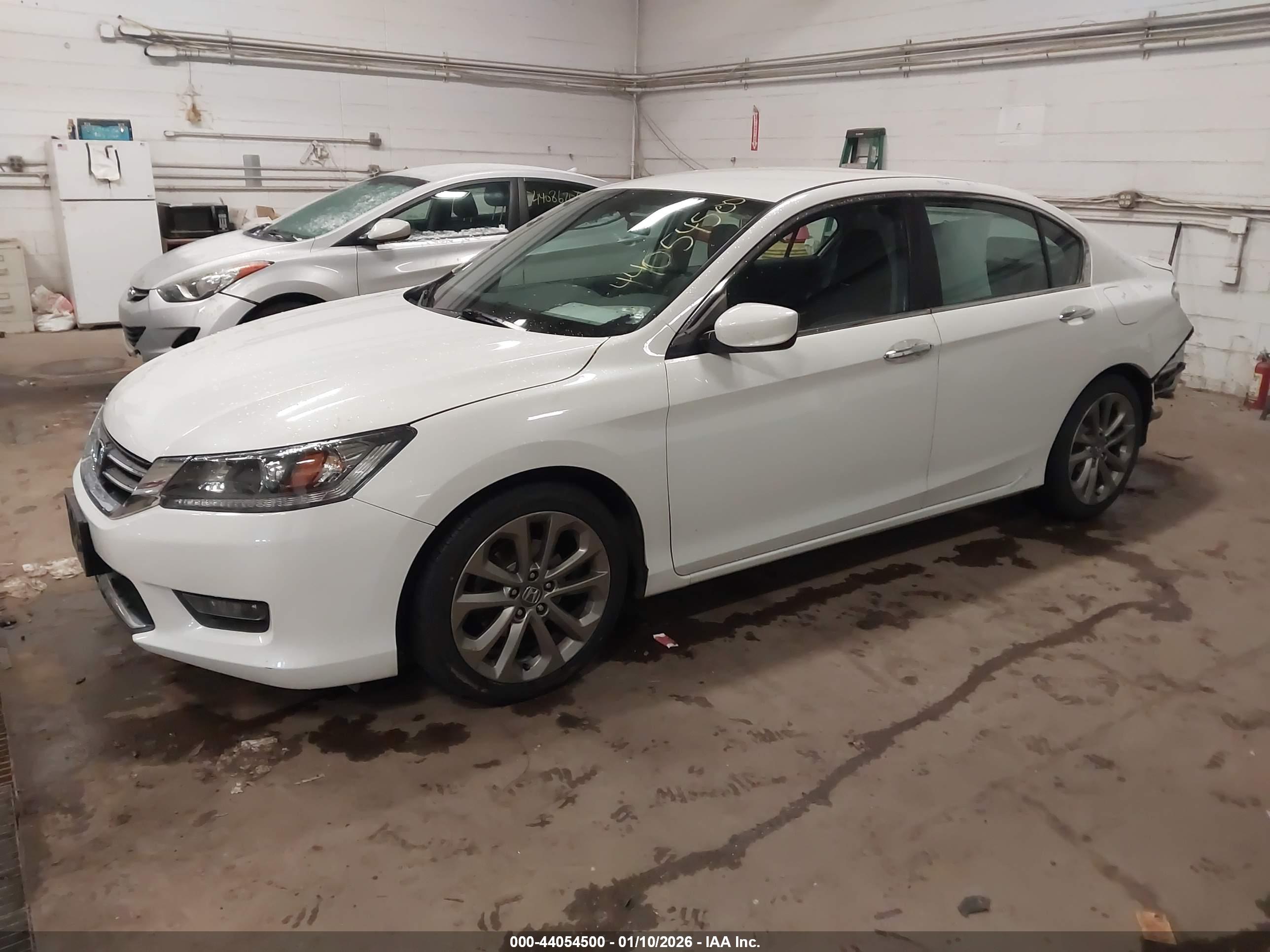 HONDA ACCORD image 2
