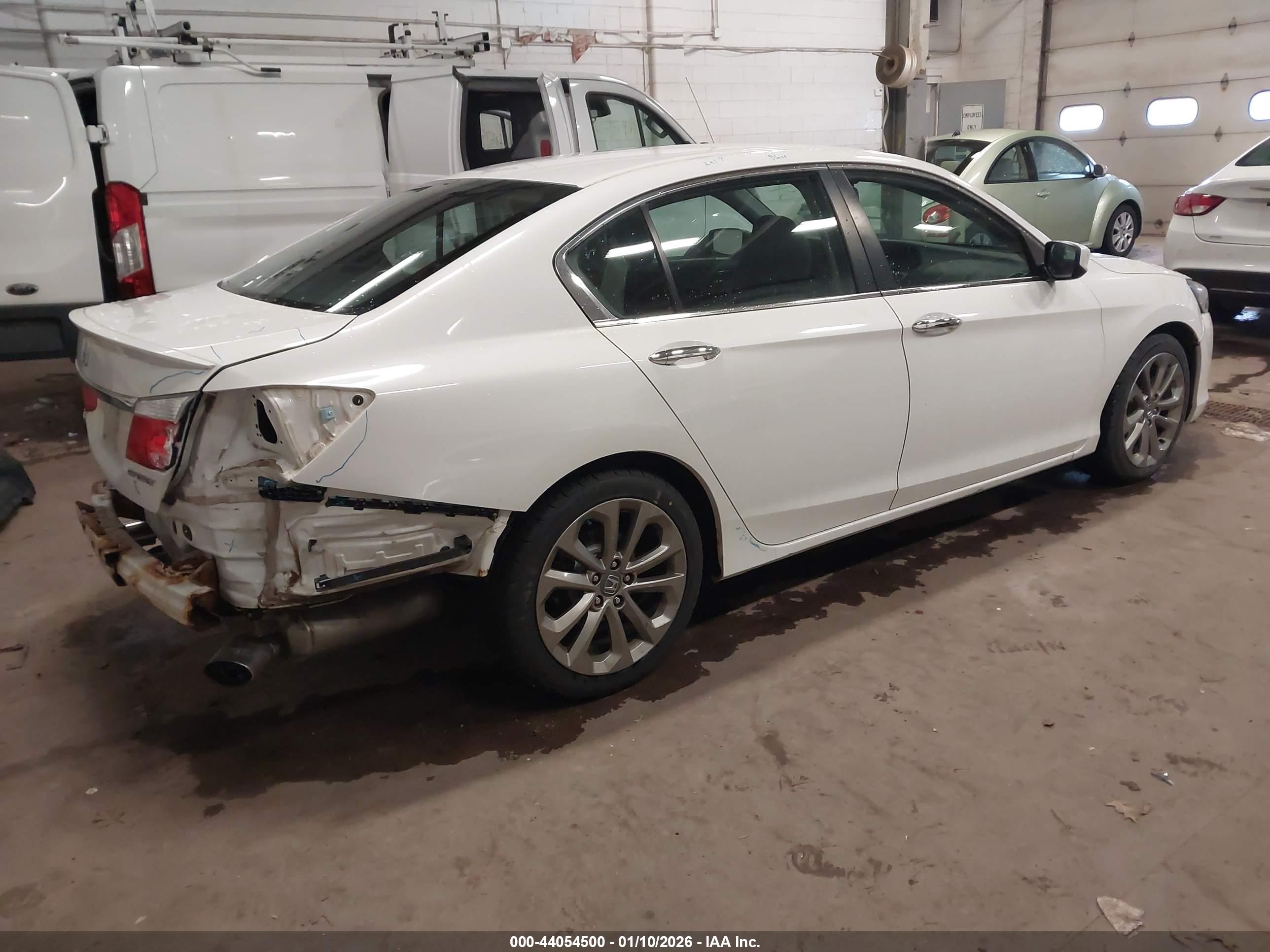 HONDA ACCORD image 4