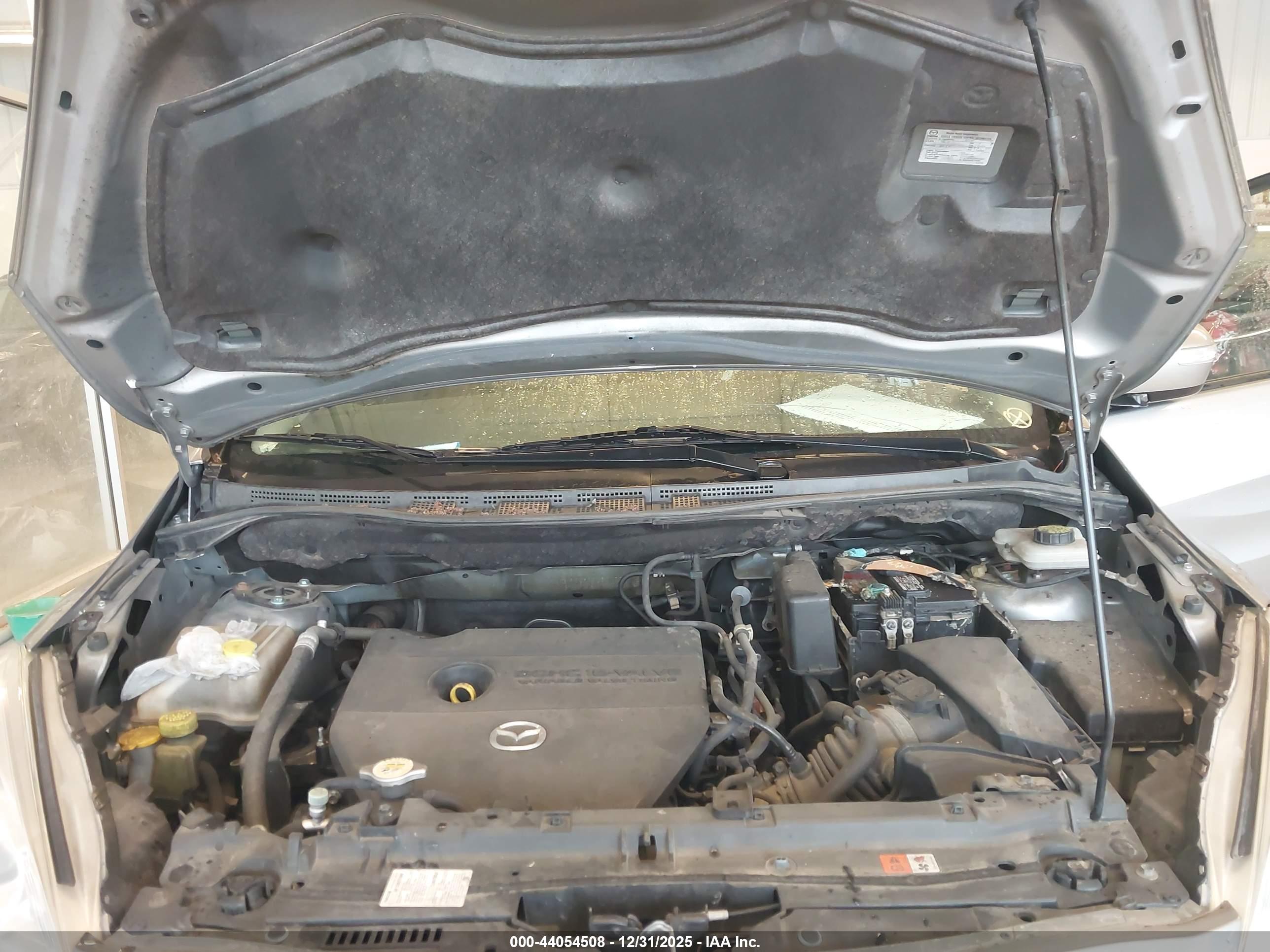MAZDA MAZDA5 image 10