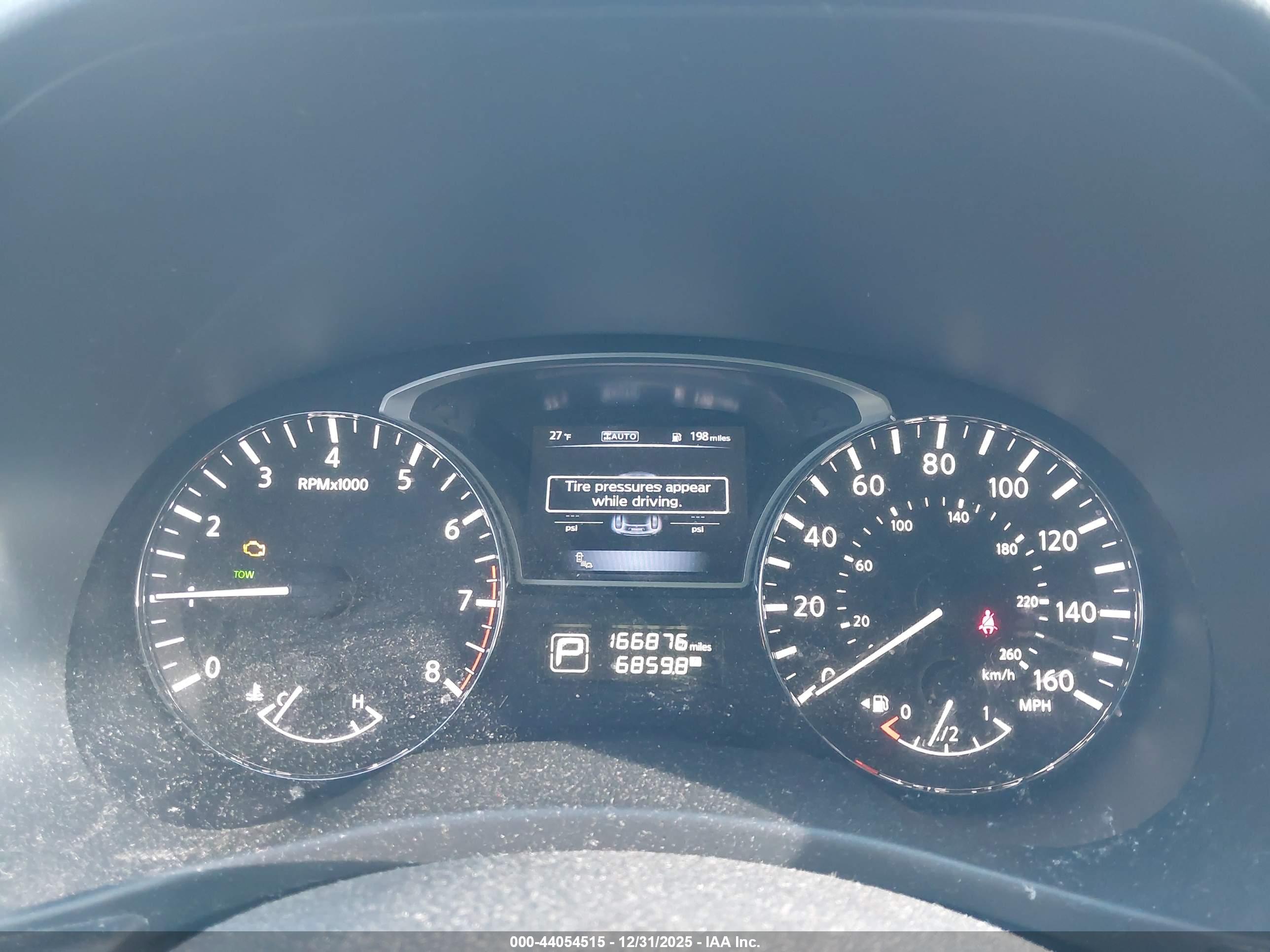NISSAN PATHFINDER image 7