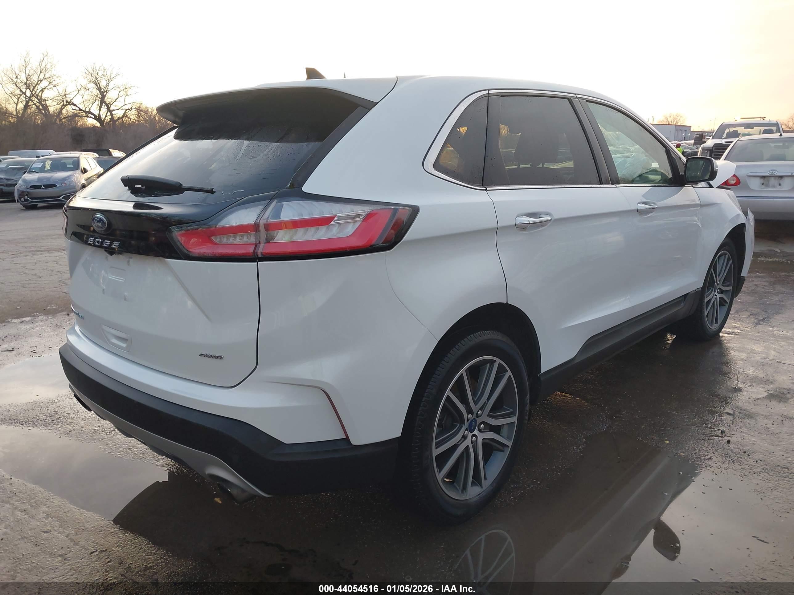 FORD EDGE image 4
