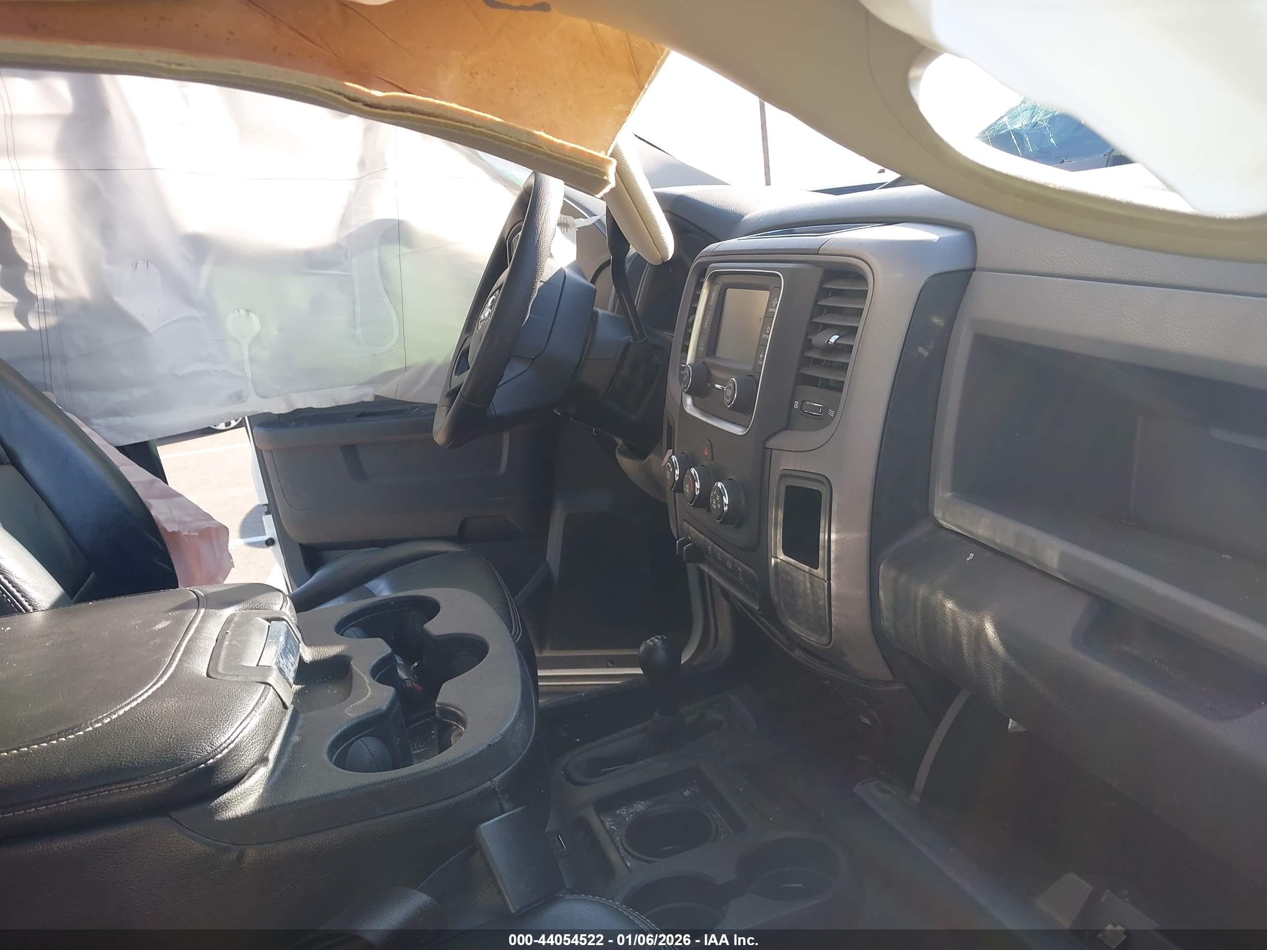 RAM 2500 image 5